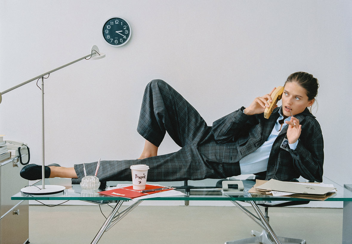 070925_mob_backtooffice_woman_02