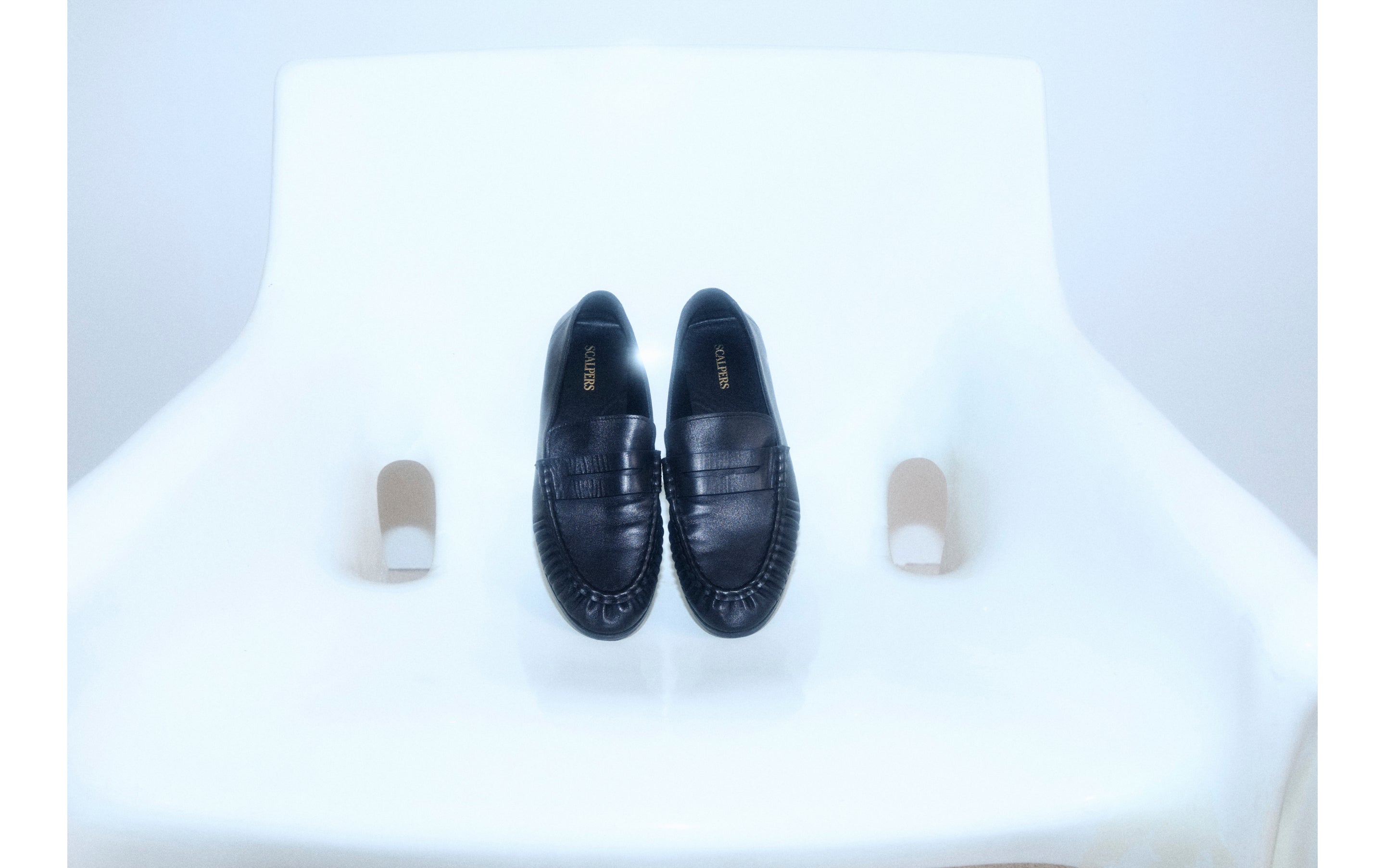 071025_des_closet_anjali_m_09