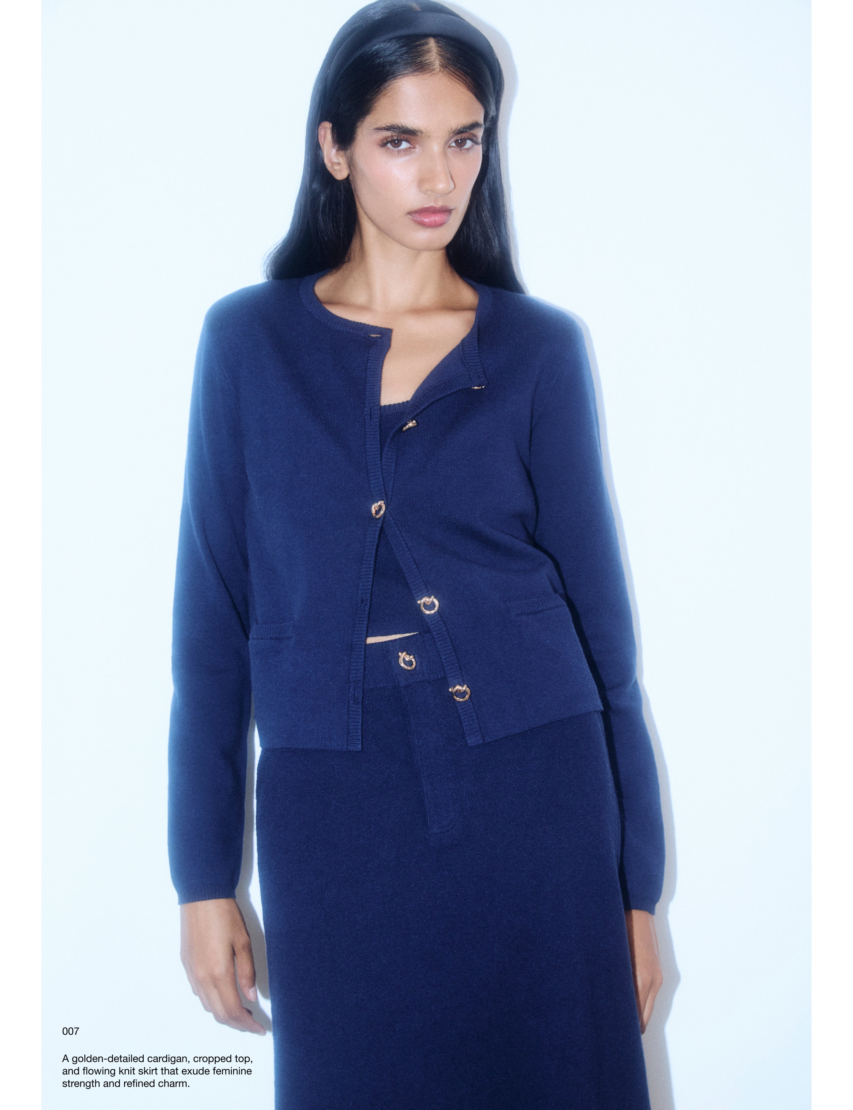 071025_des_closet_anjali_m_12