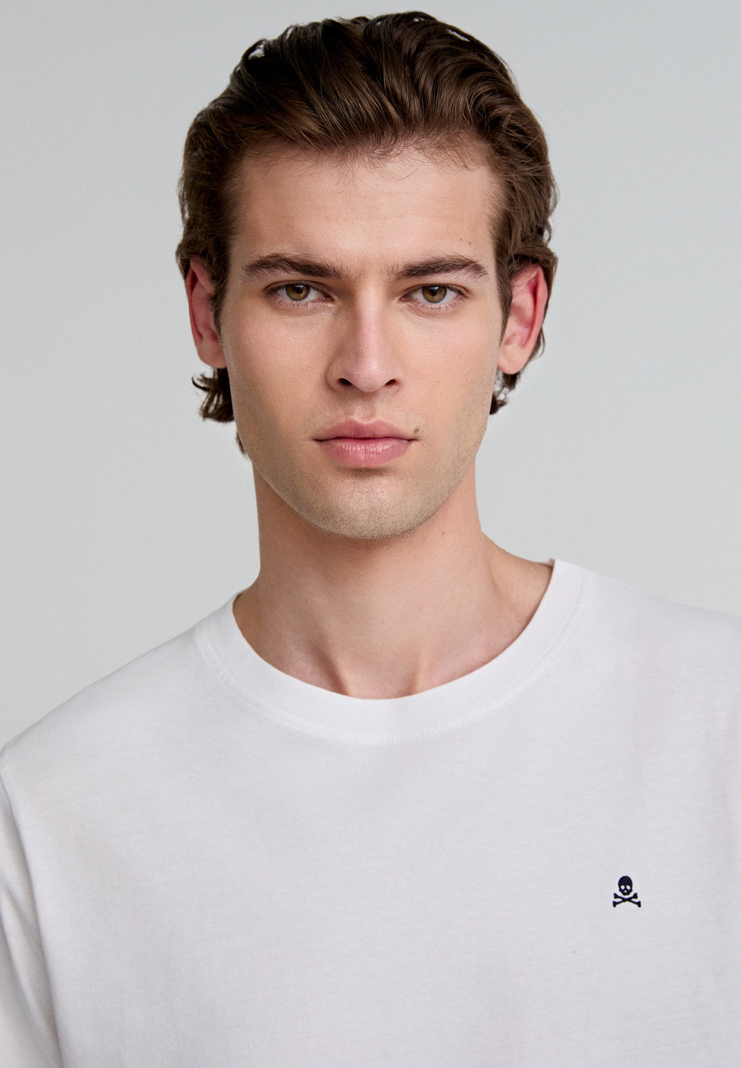 CAMISETA BÁSICA CALAVERA - Scalpers