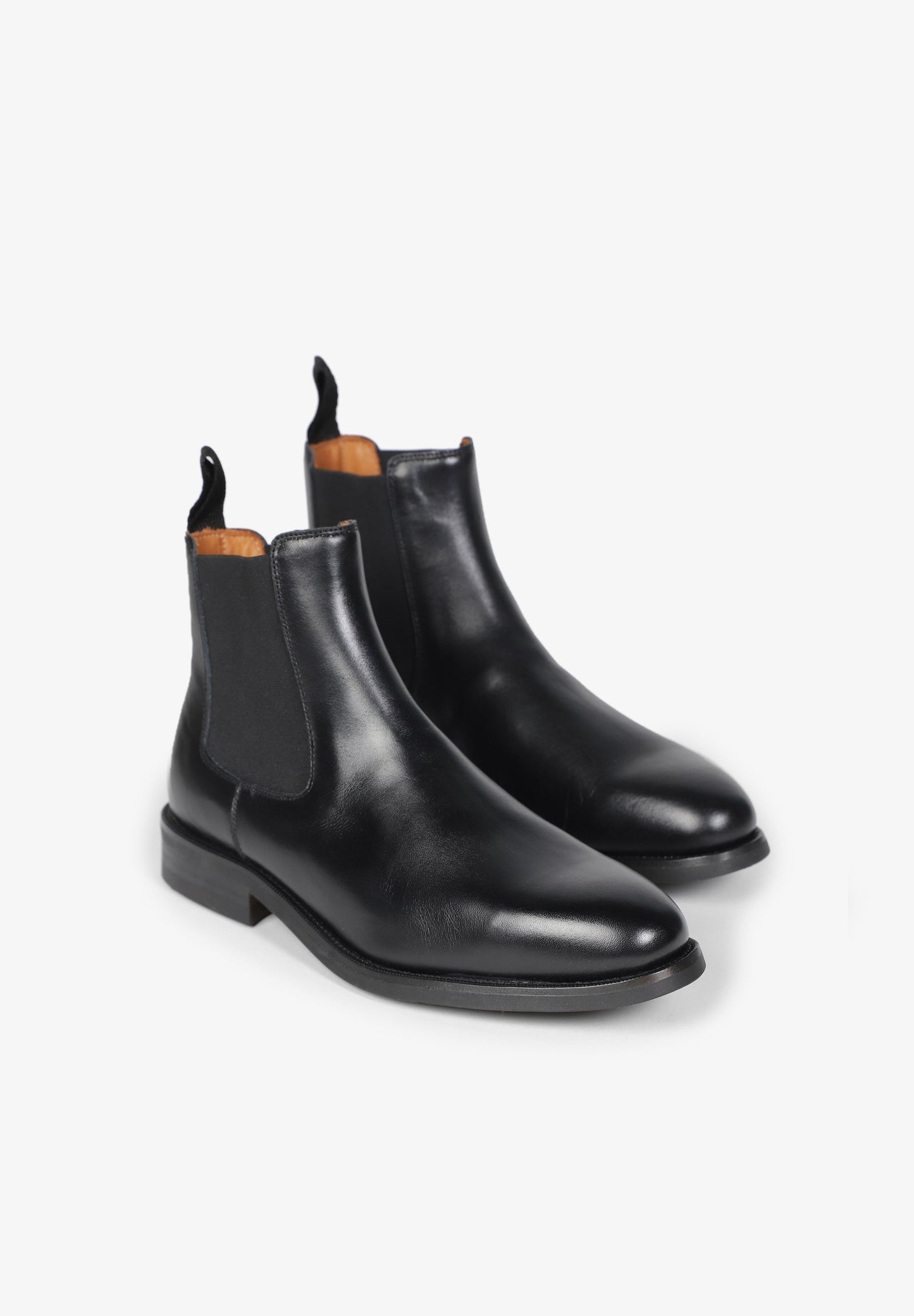 LEATHER CHELSEA BOOTS