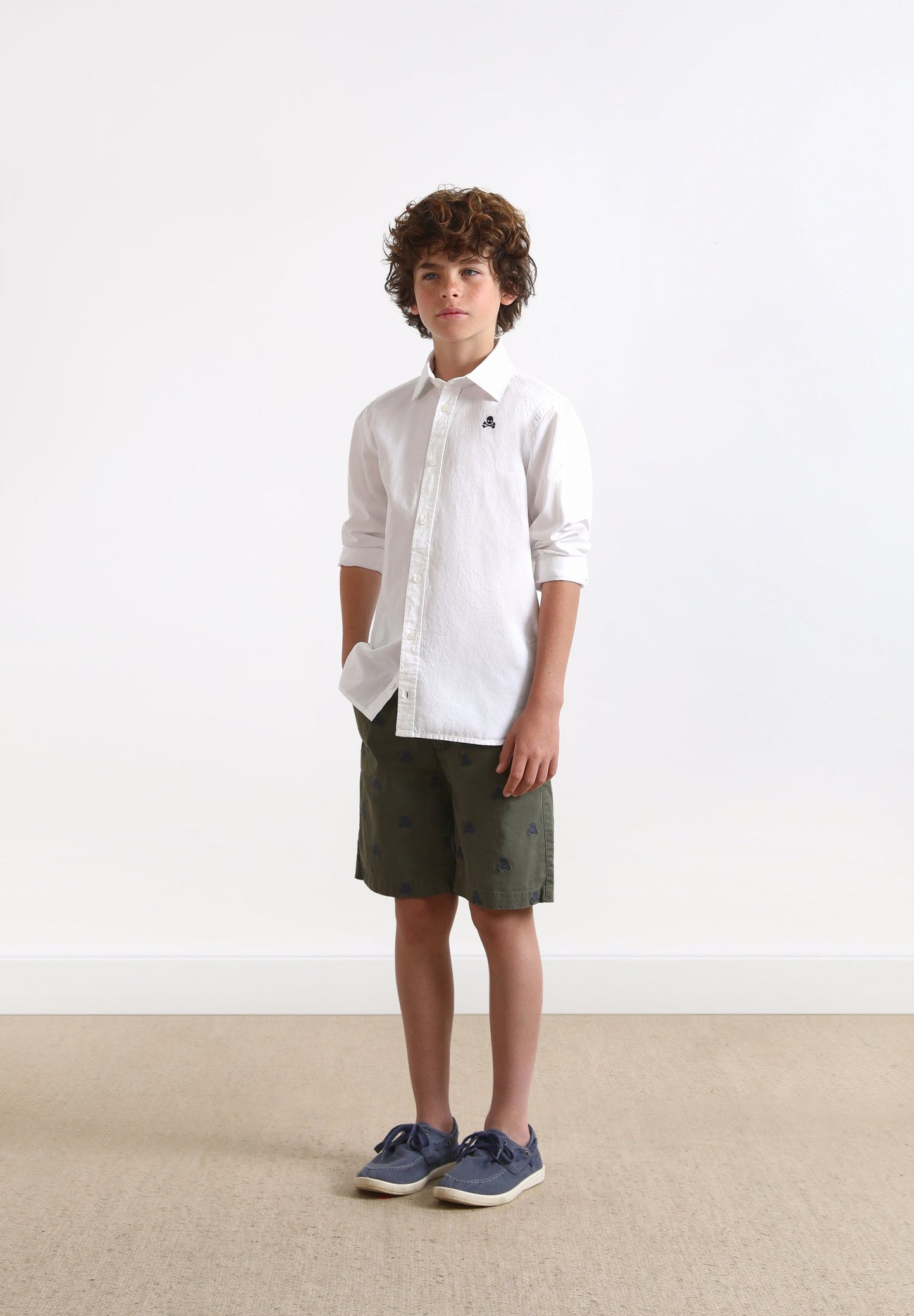 CAMISA CLÁSICA CALAVERA