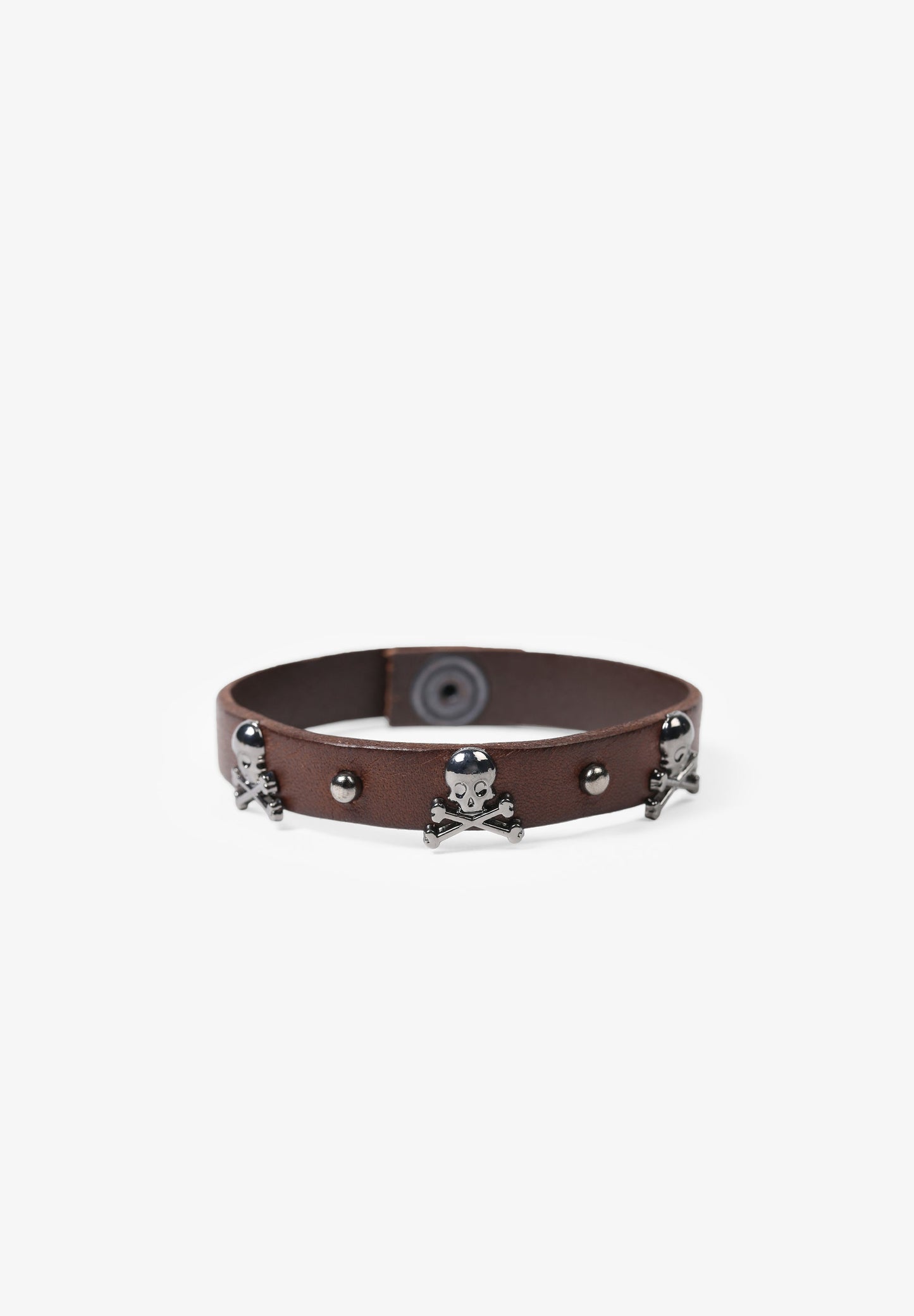 ARMBAND STUDS EN DOODSKOPJES