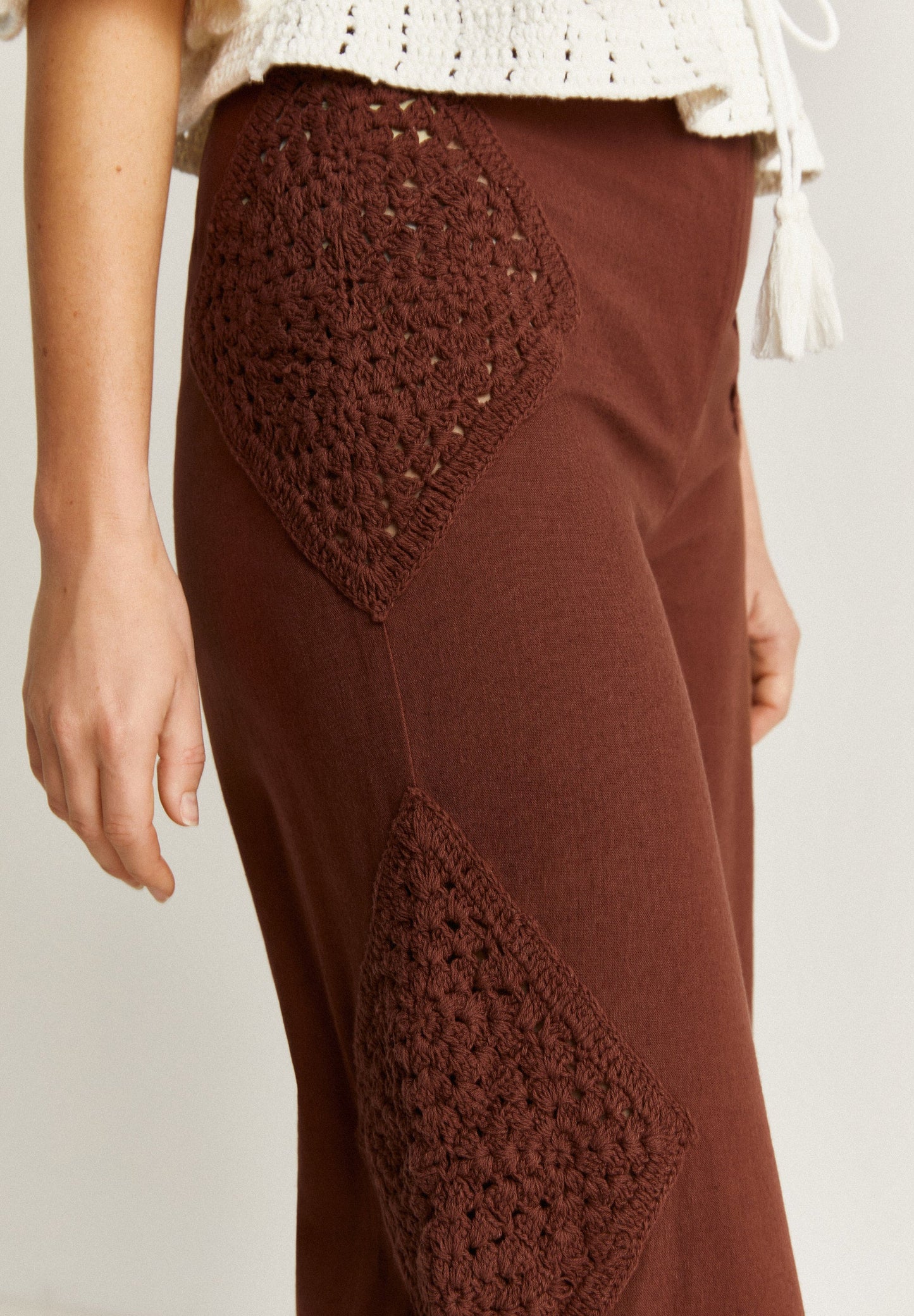 CULOTTE TROUSERS WITH CROCHET DETAIL