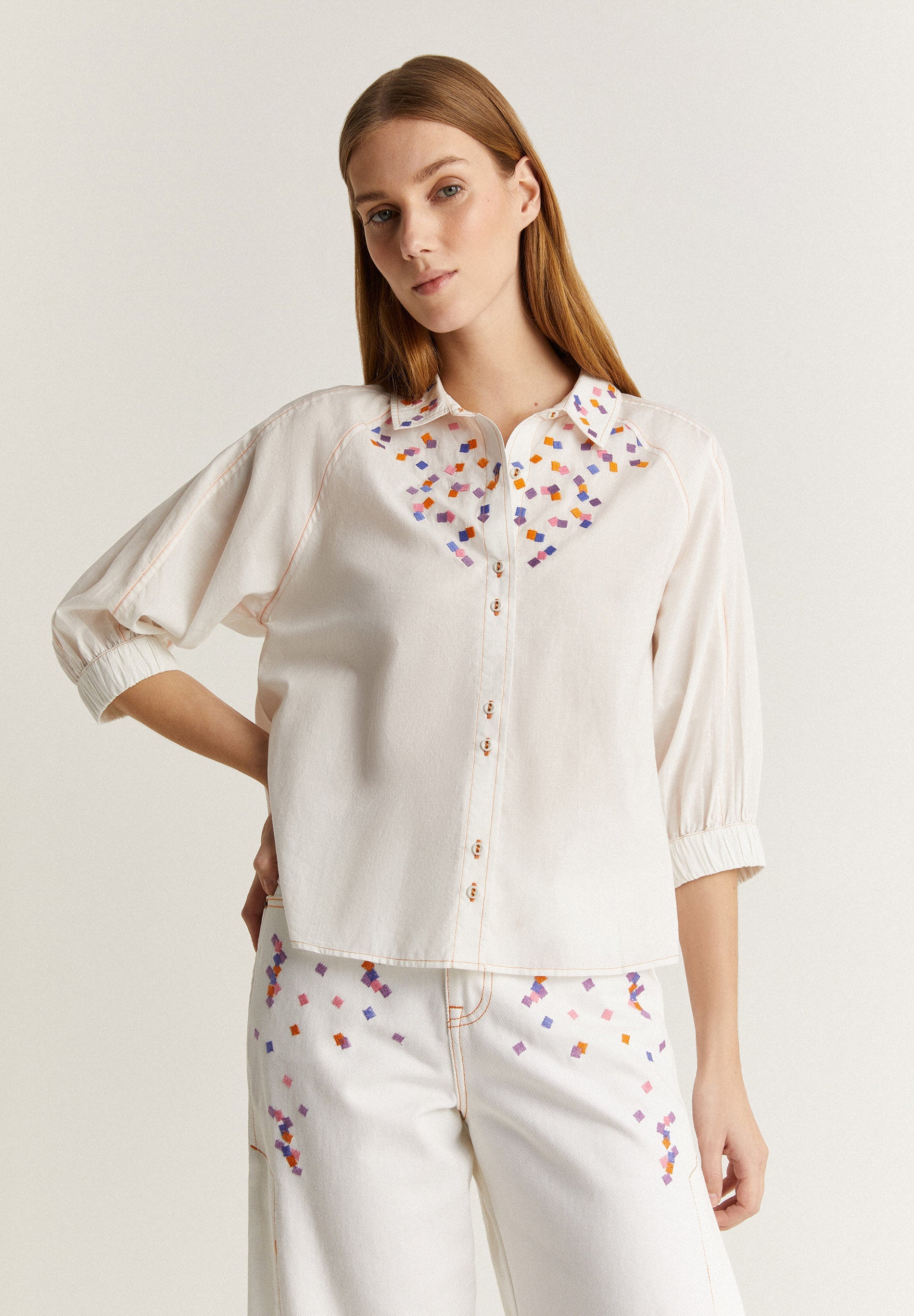 SHIRT WITH EMBROIDERED DETAIL AND SQUARE DESIGN