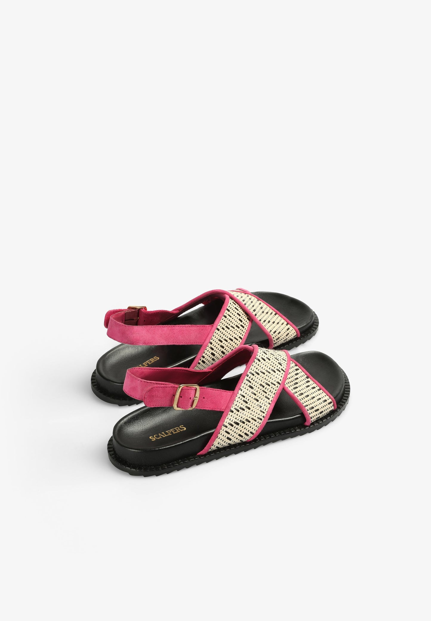 FLAT CRISS-CROSS SANDALS