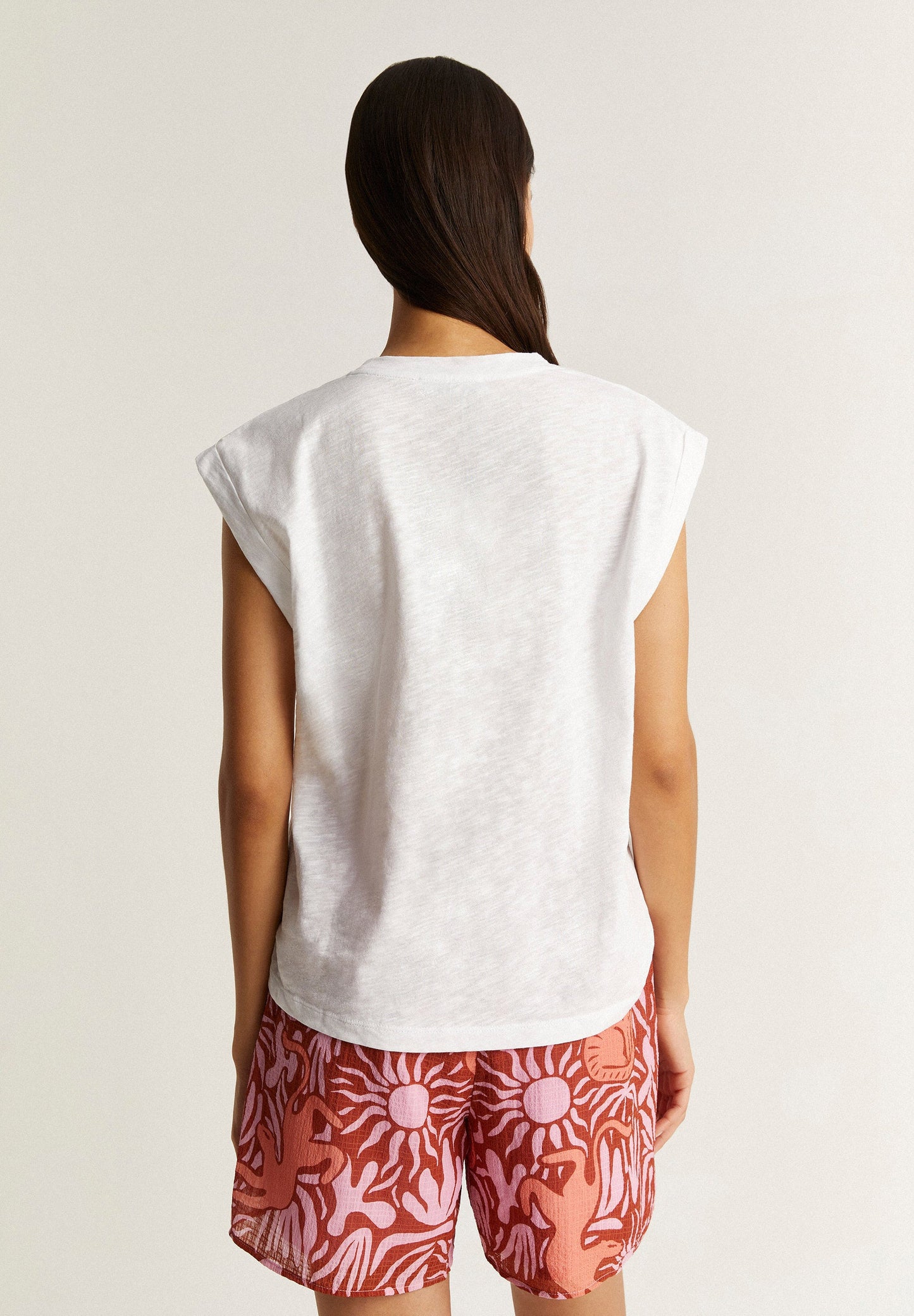 FRONT PRINT T-SHIRT WITH ROLLED-UP SLEEVE