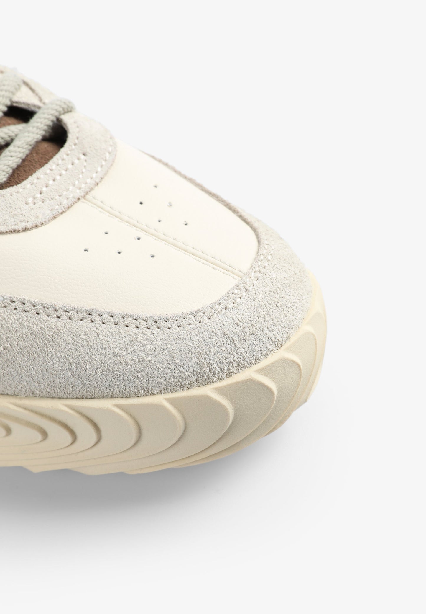 SNEAKERS WITH DRAWSTRING DETAIL