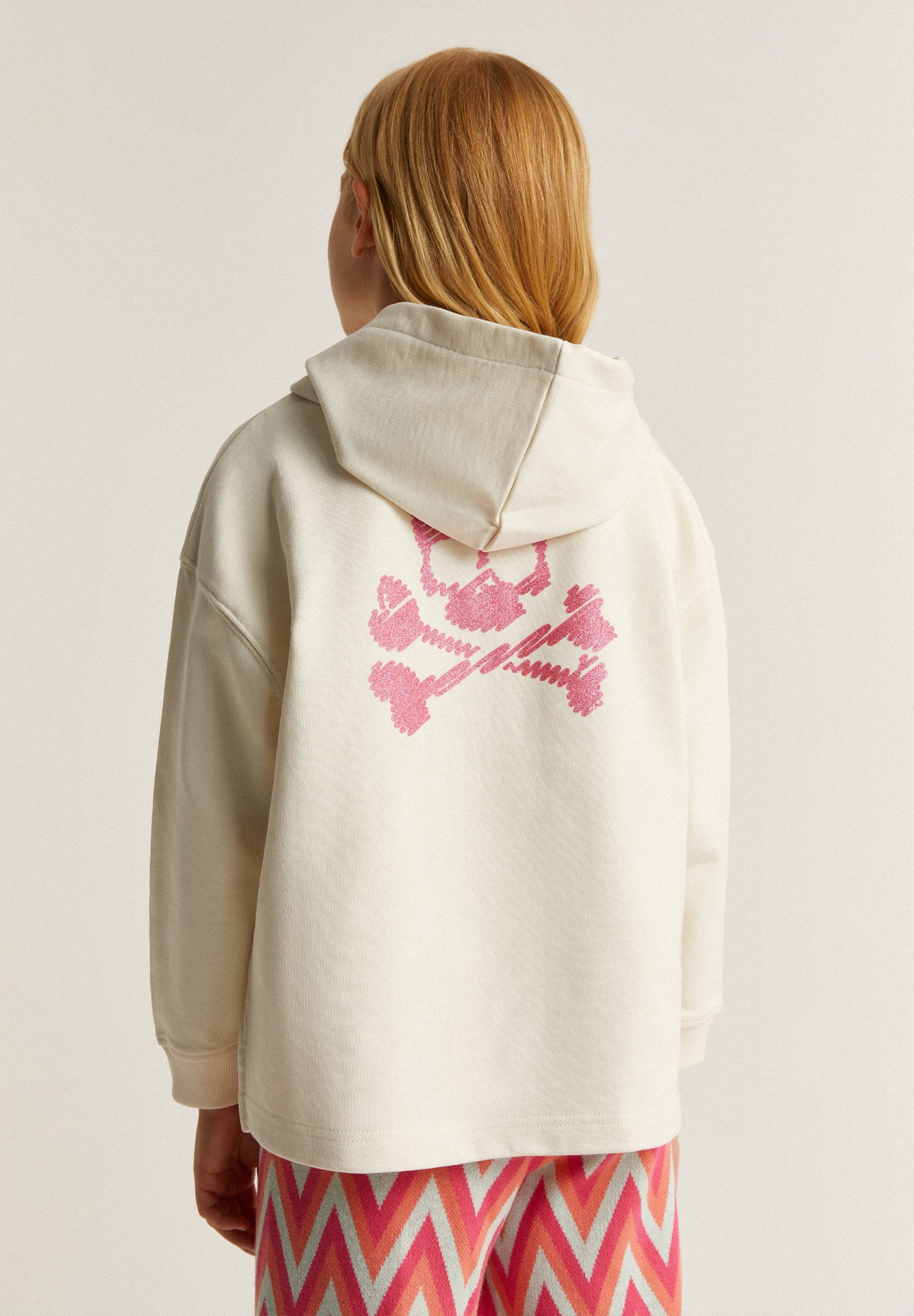 HOODIE WITH GLITTER SKULL