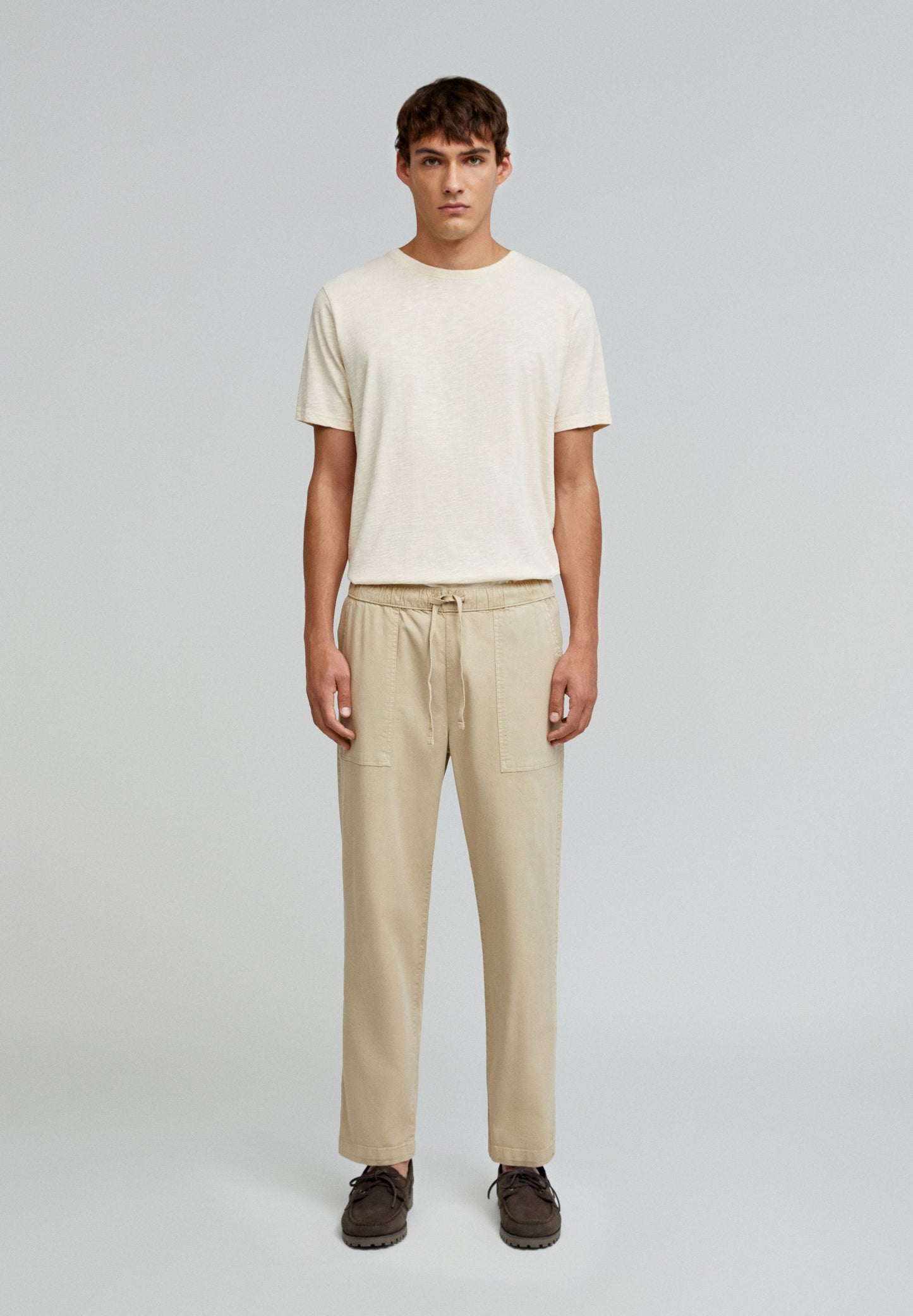 RELAXED FIT TROUSERS WITH ELASTICATED WAISTBAND