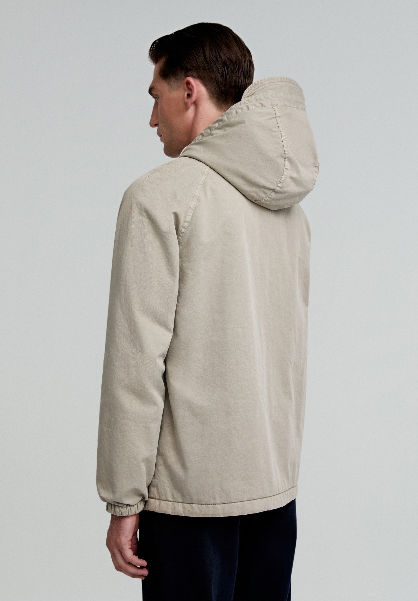 LIGHTWEIGHT JACKET WITH HOOD