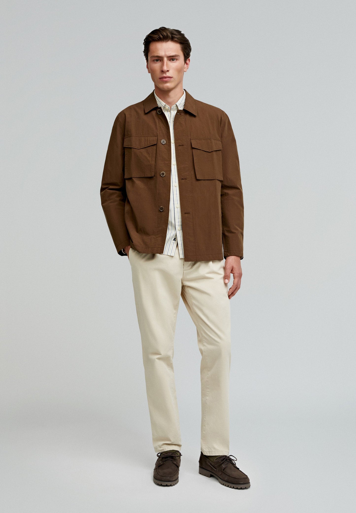 LIGHTWEIGHT OVERSHIRT