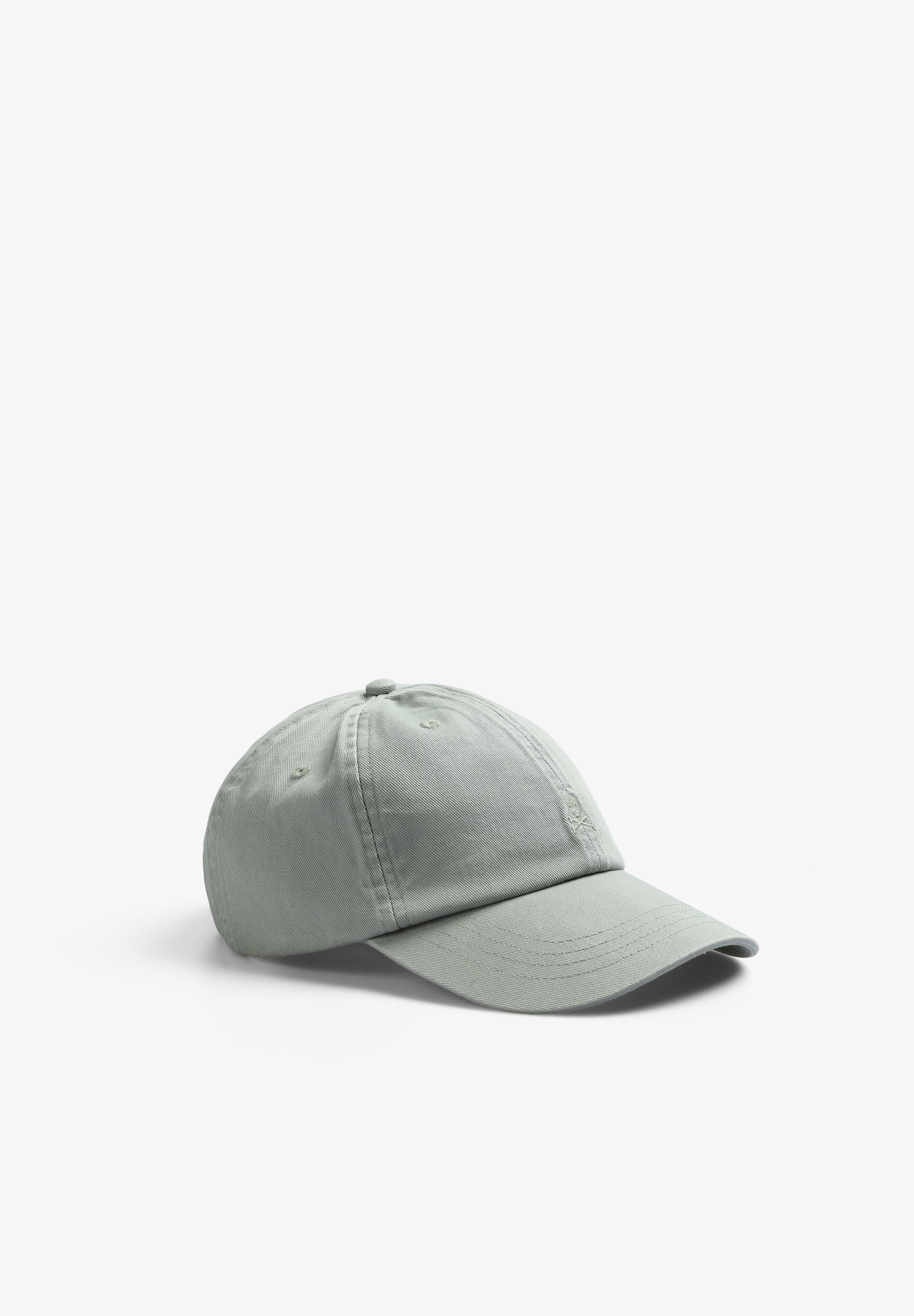 EMBROIDERED SKULL CAP