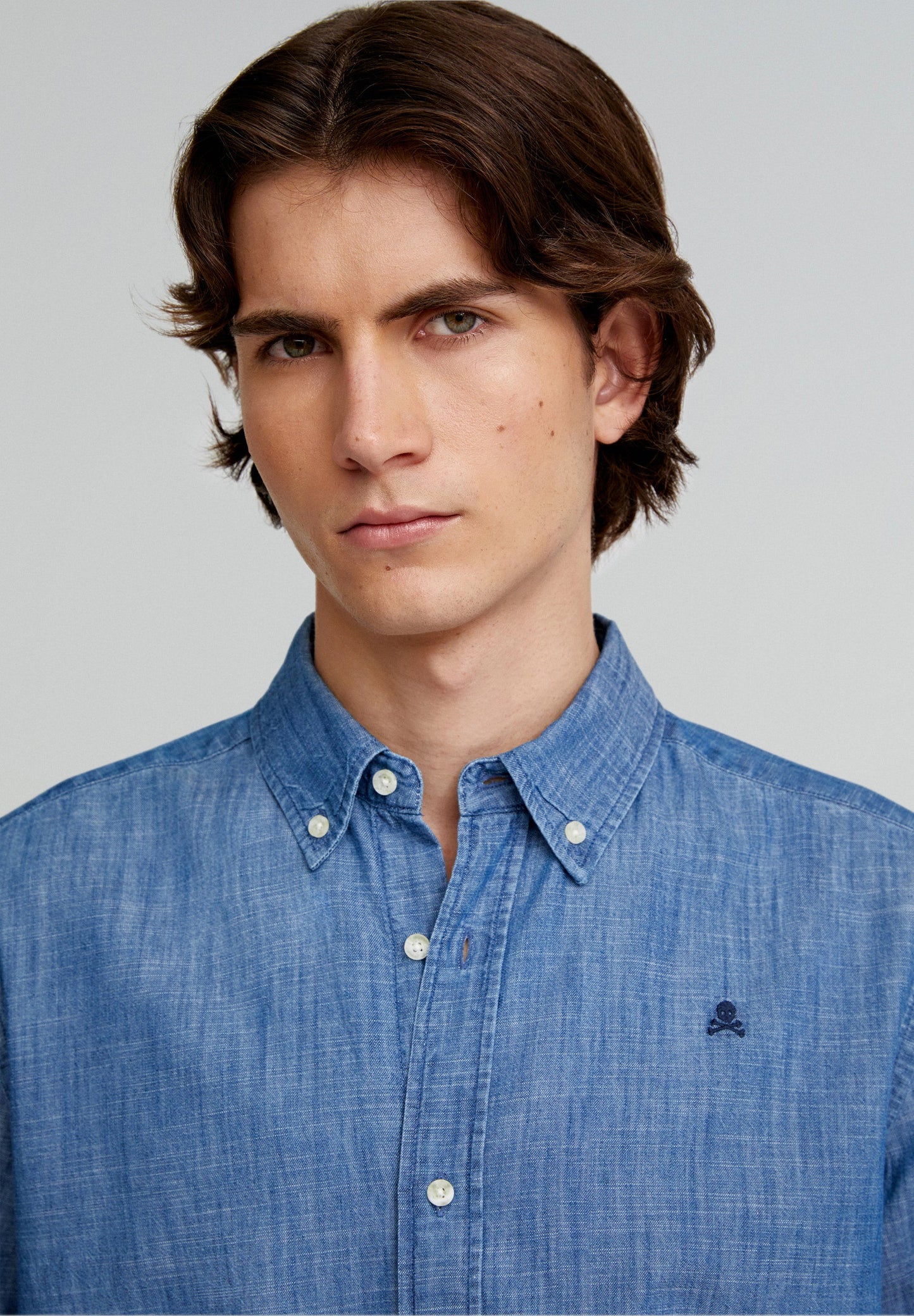 BUTTON-DOWN COLLAR DENIM SKULL SHIRT