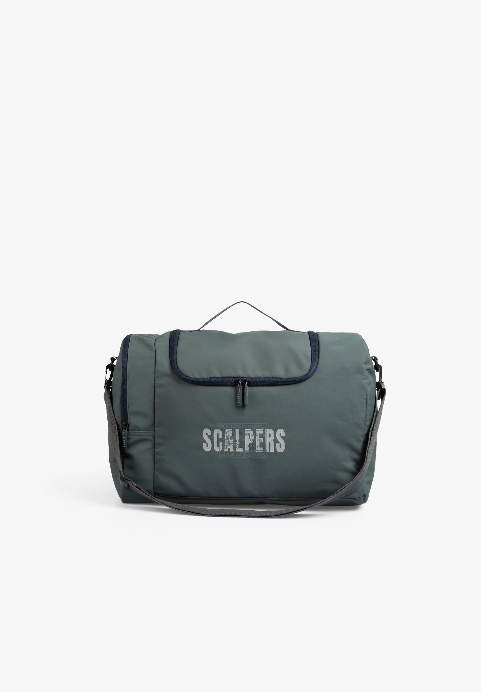 TRAVEL BAG WITH POCKETS