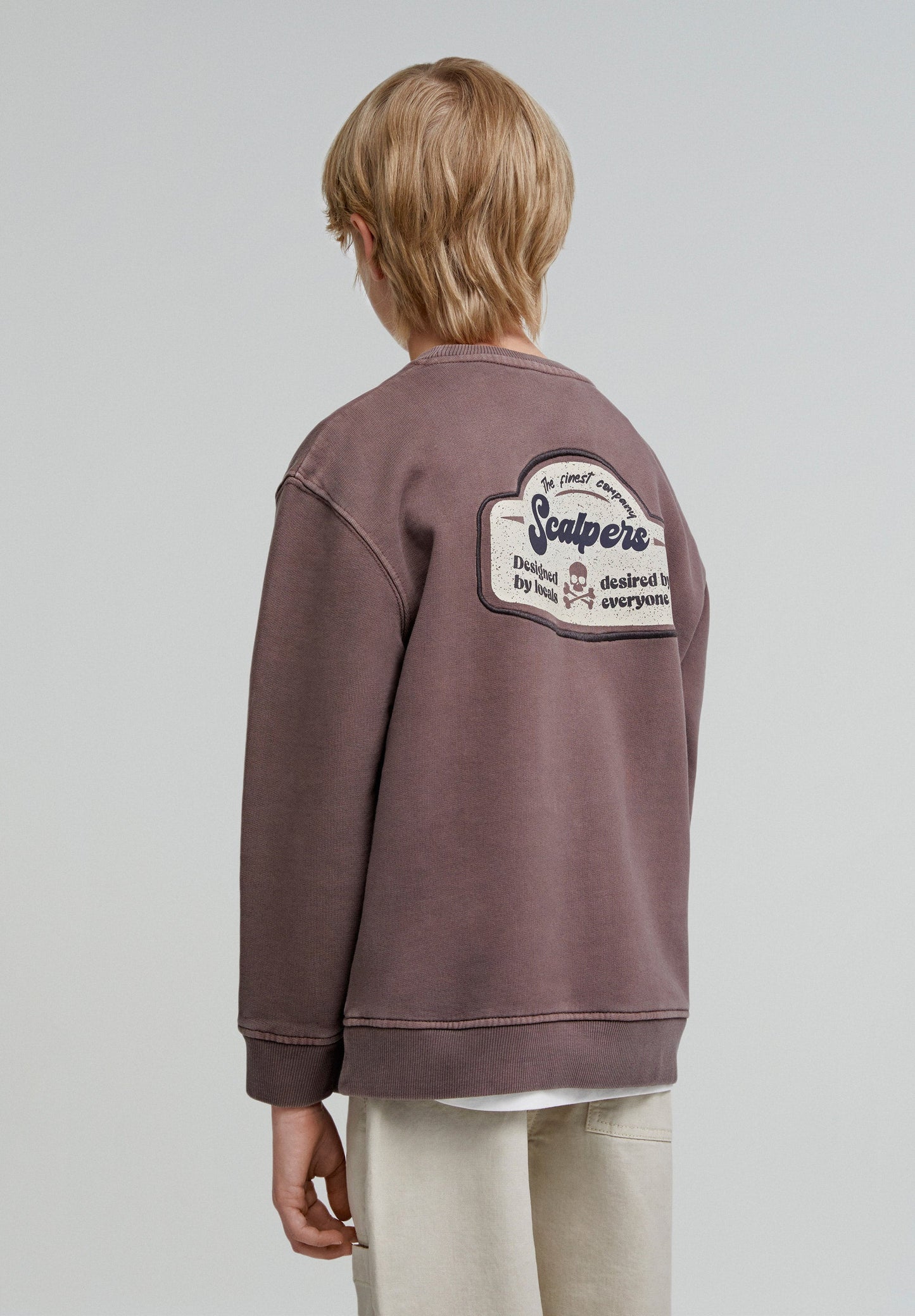 SWEATSHIRT WITH CARGO-STYLE POCKET