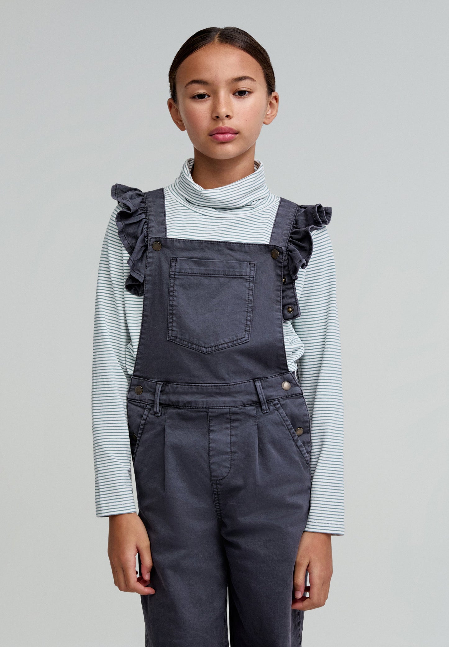 SMART DUNGAREE GIRLS