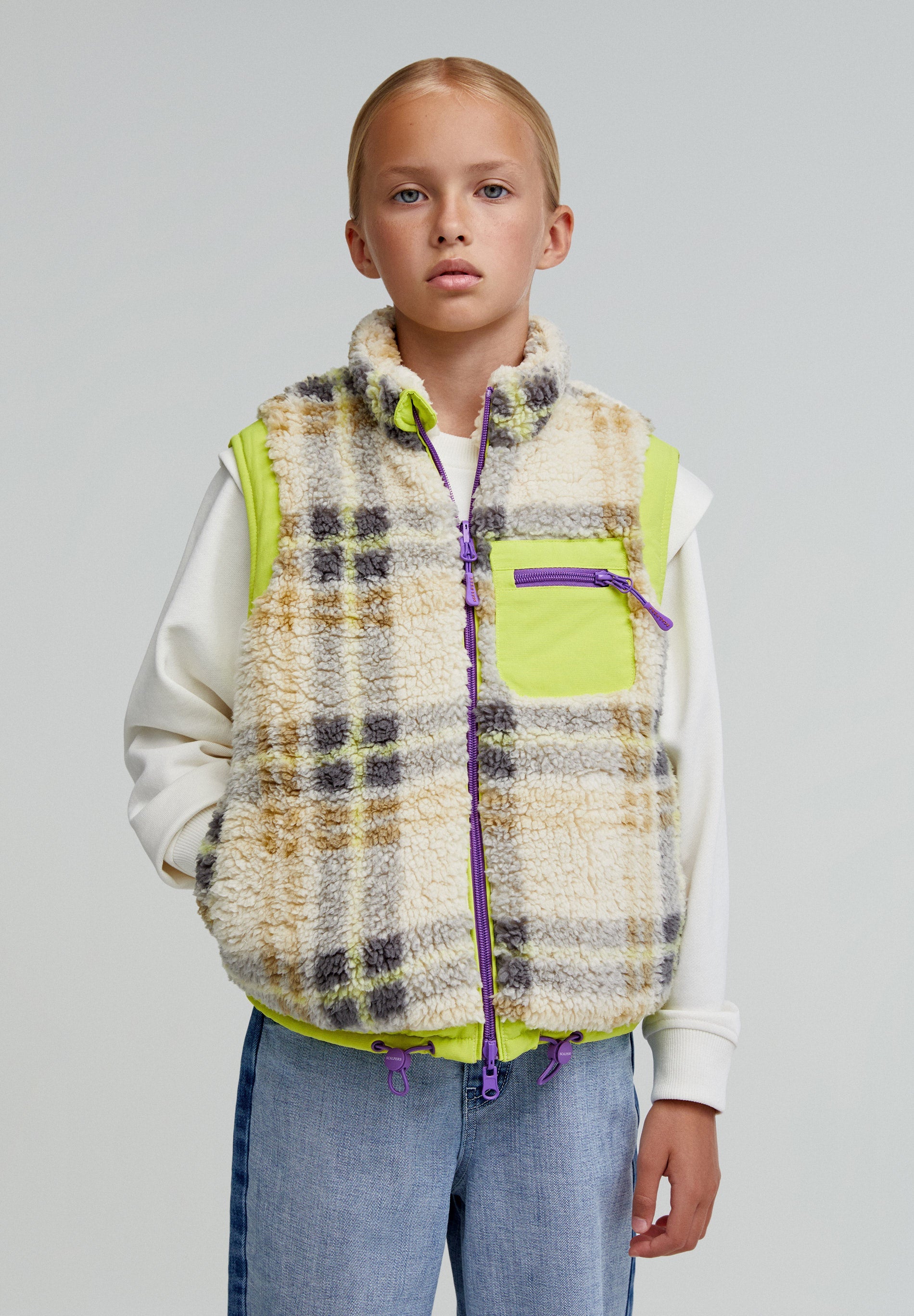 CHECKED FLEECE VEST