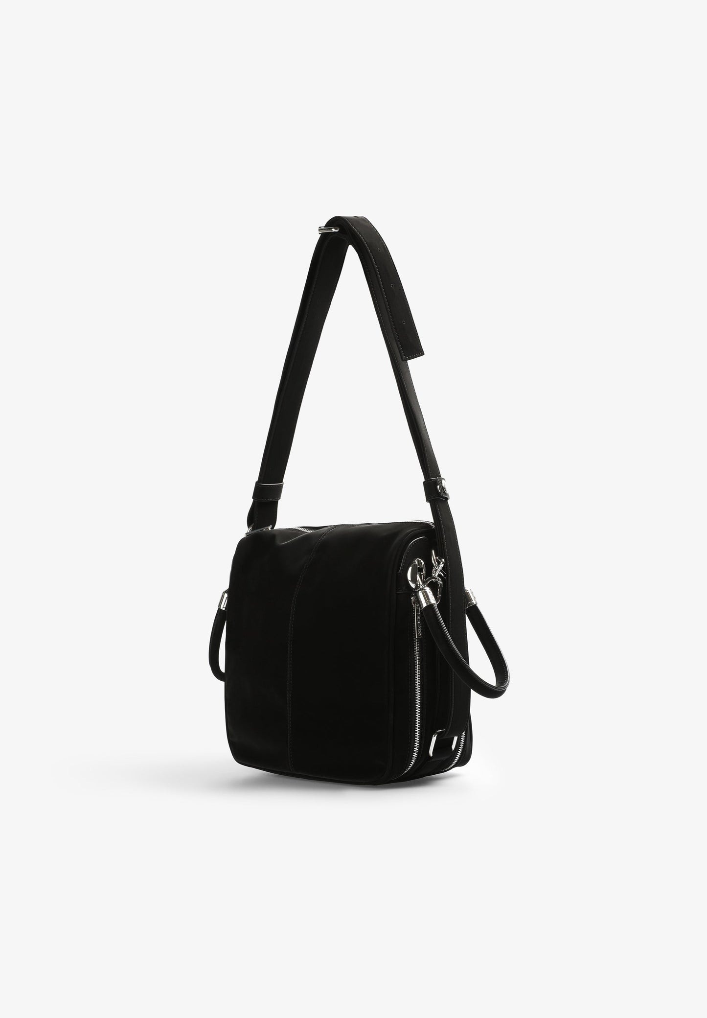 CROSSBODY BAG WITH ZIPS