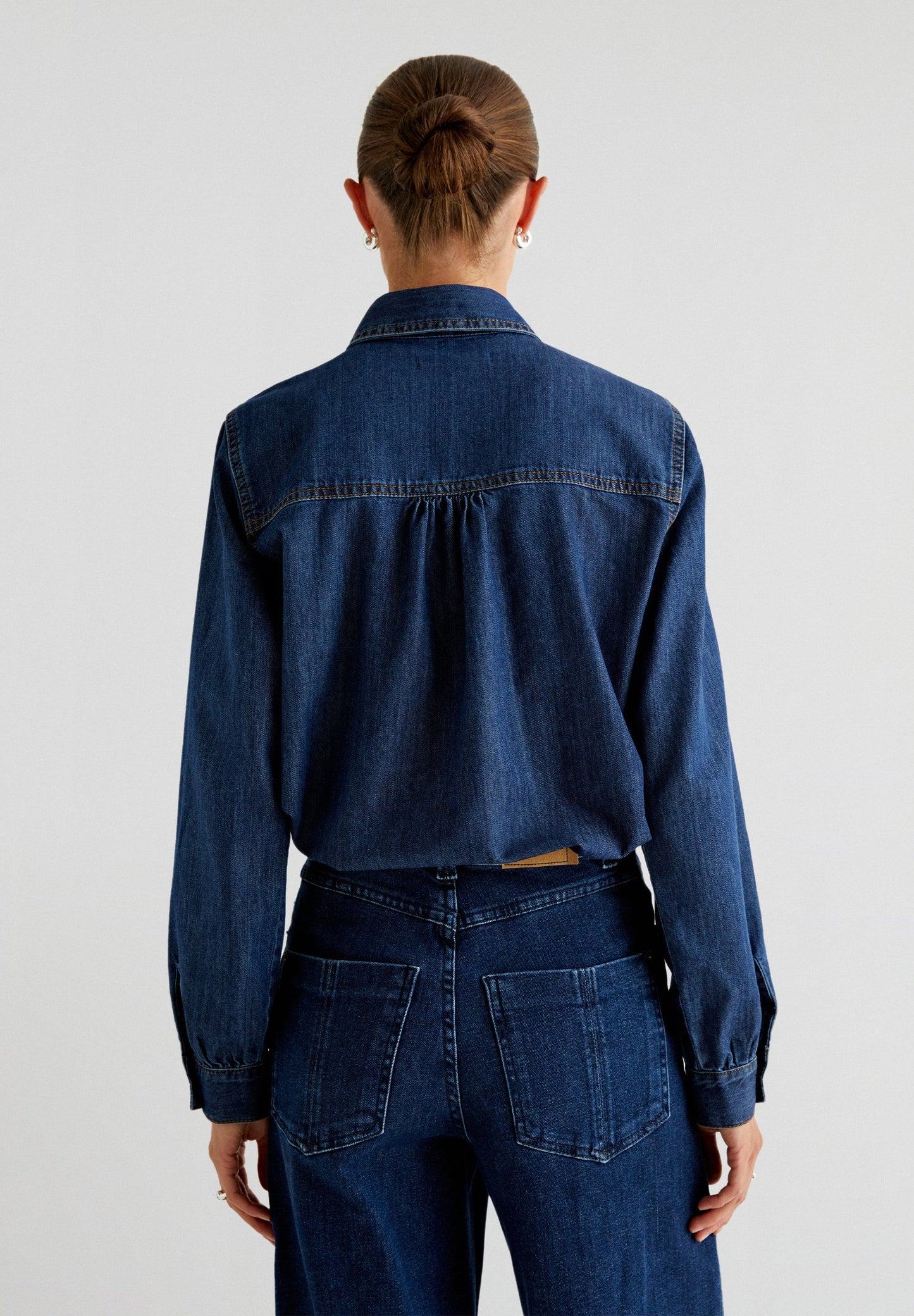 CHEMISE EN JEAN À BOUTONS