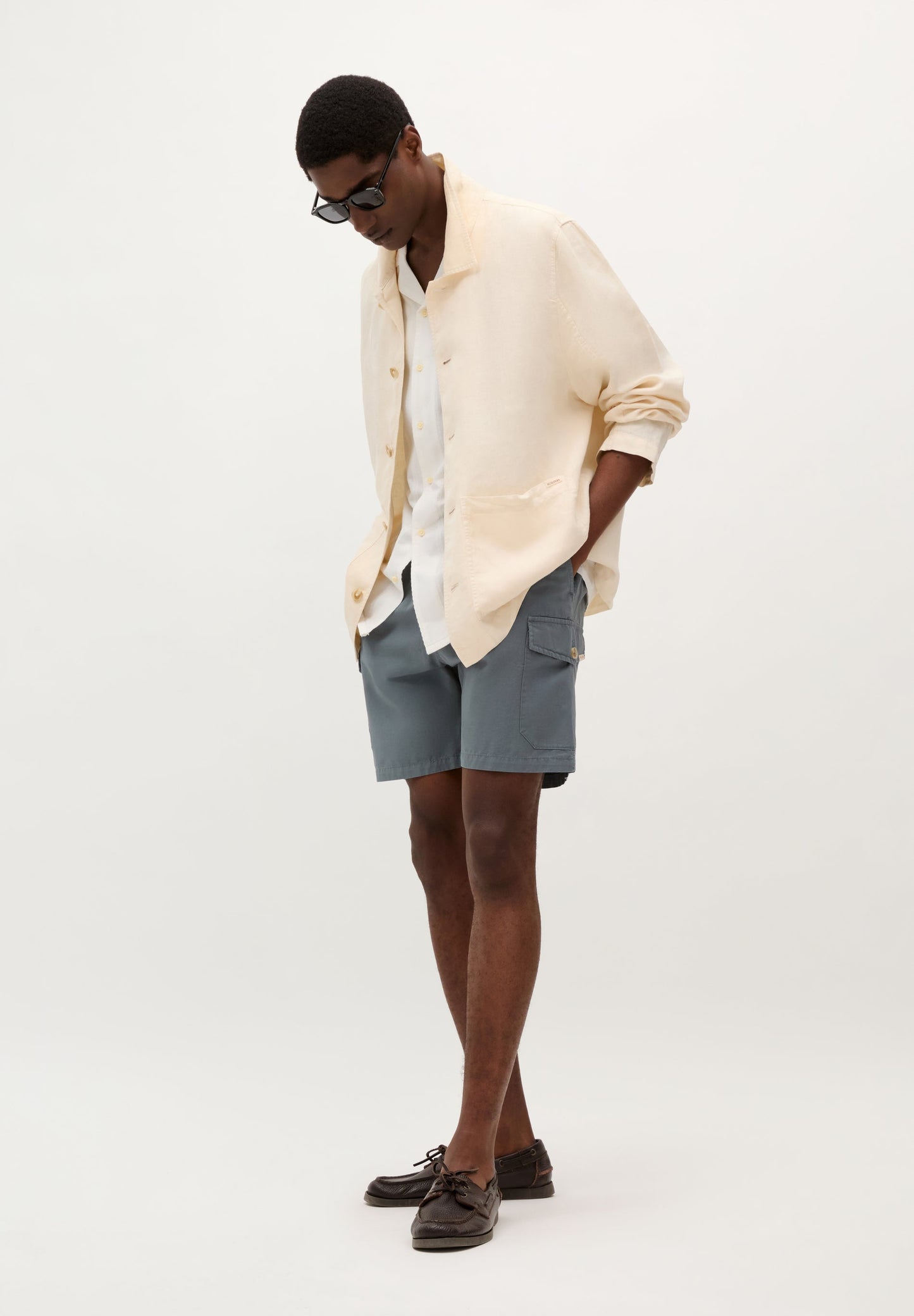LINEN CARGO BERMUDA SHORTS