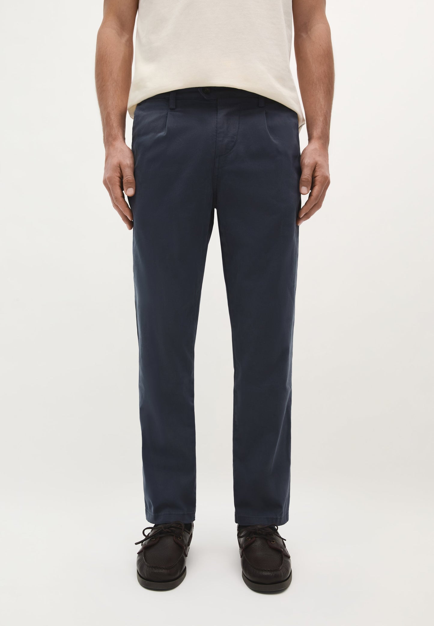 BROEK CHINO BANDPLOOI RELAXED