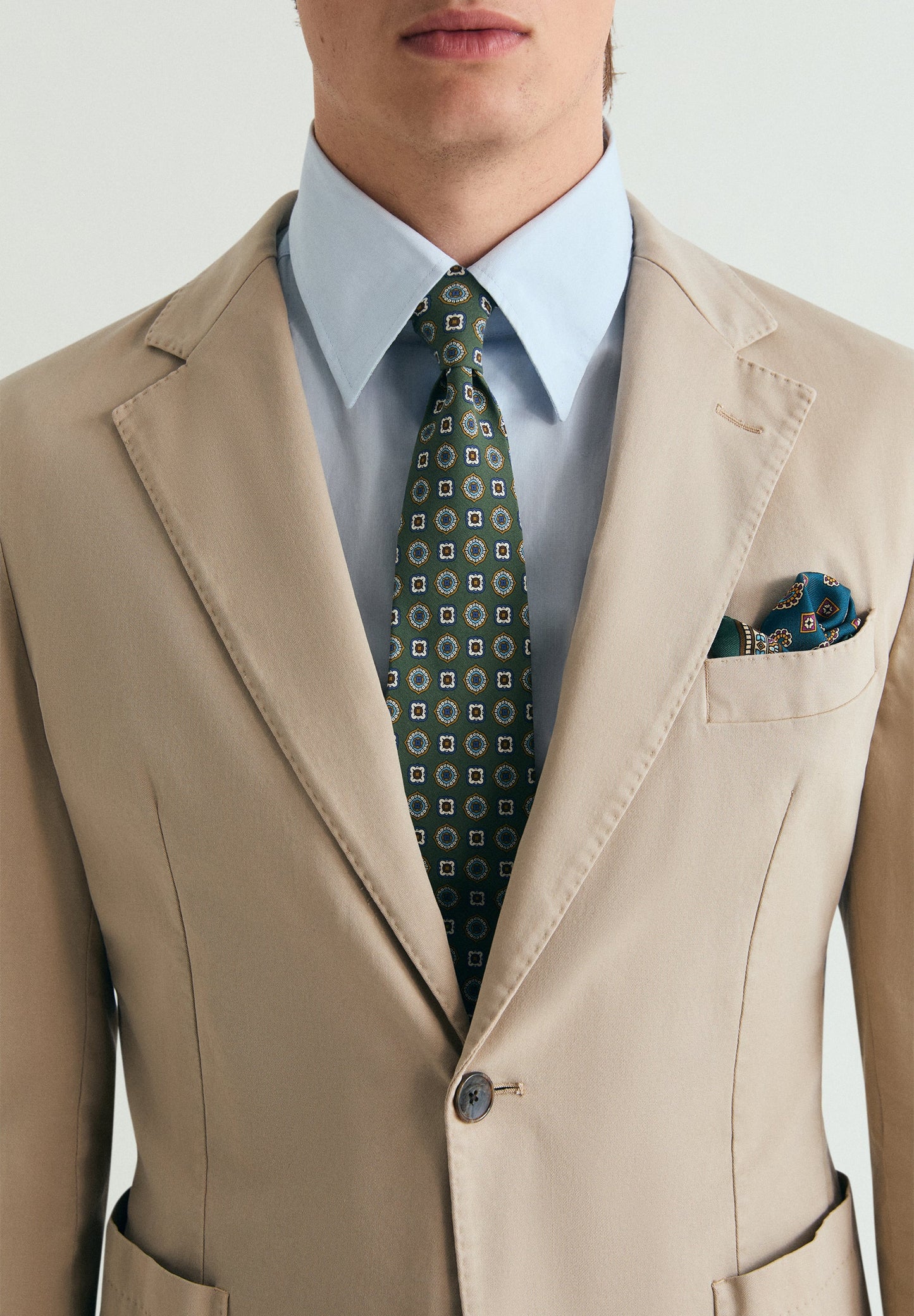 TAILORED BLAZER WITH POCKETS