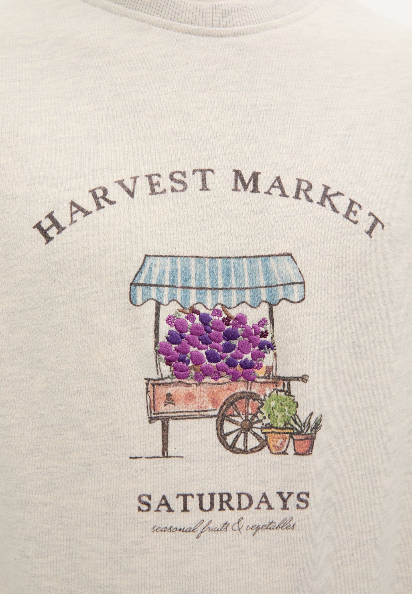 SWEATSHIRT WITH EMBROIDERED MOTIFS