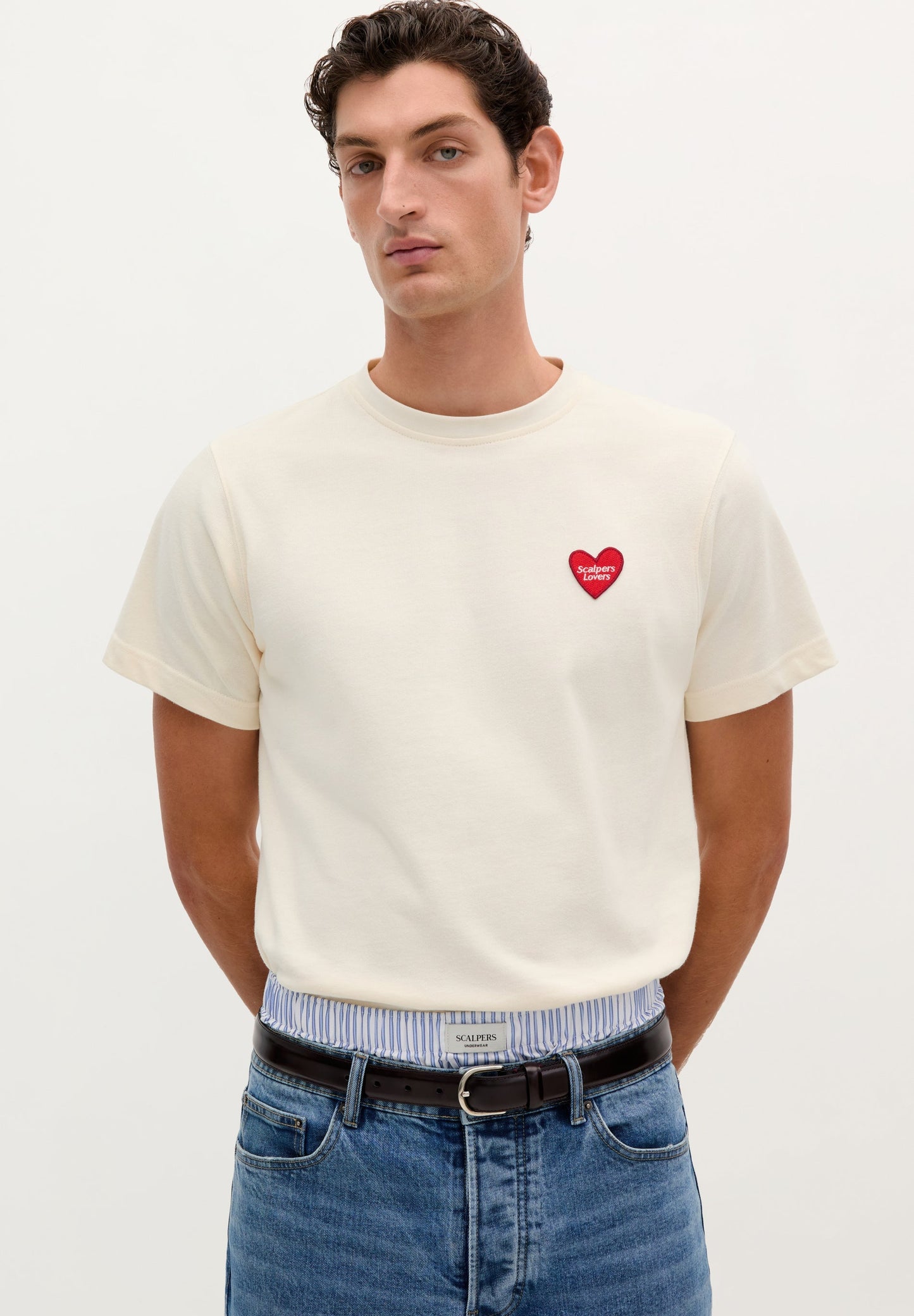 T-SHIRT PRINT VOORKANT LOVE