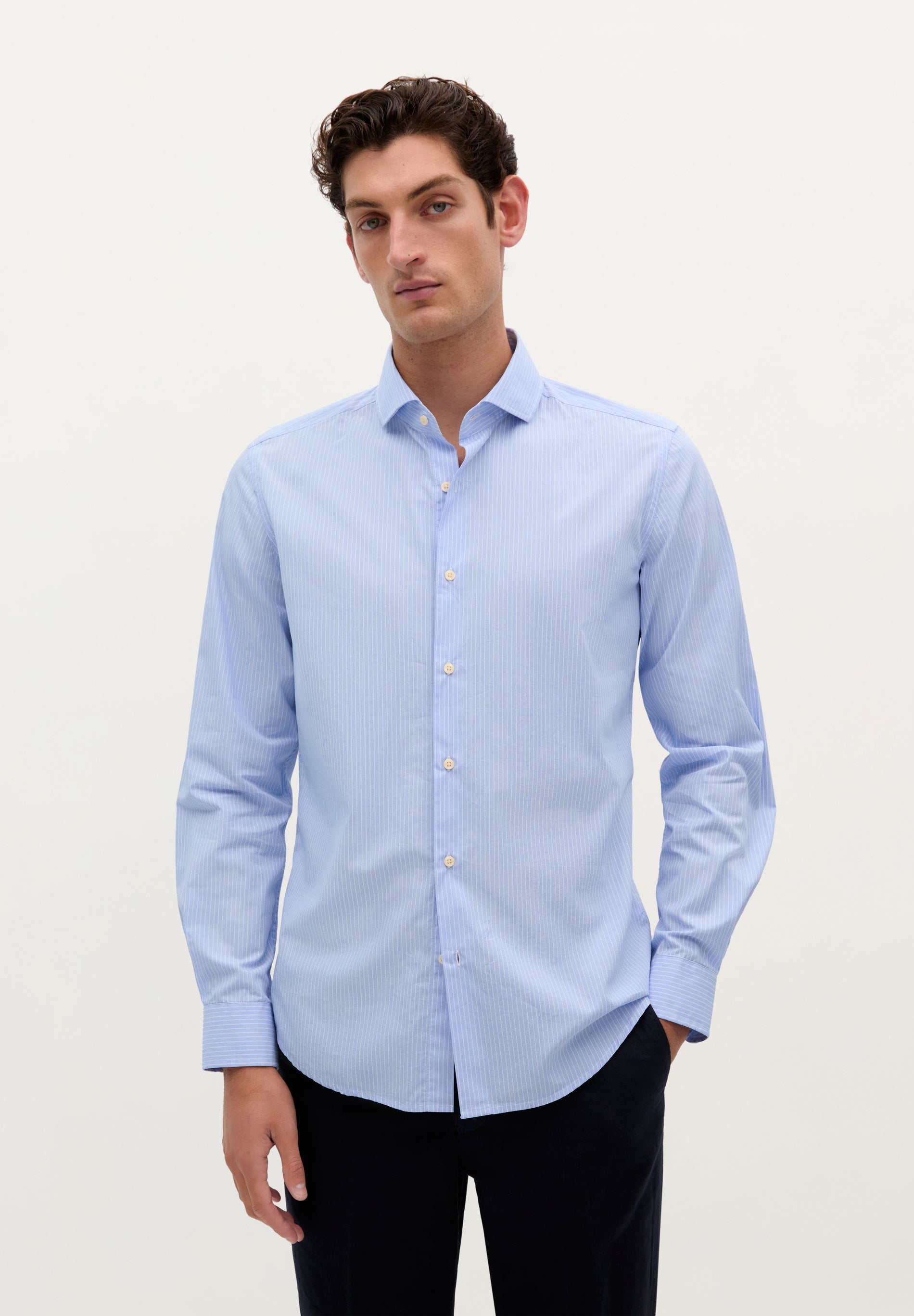 CLASSIC STRIPED SHIRT