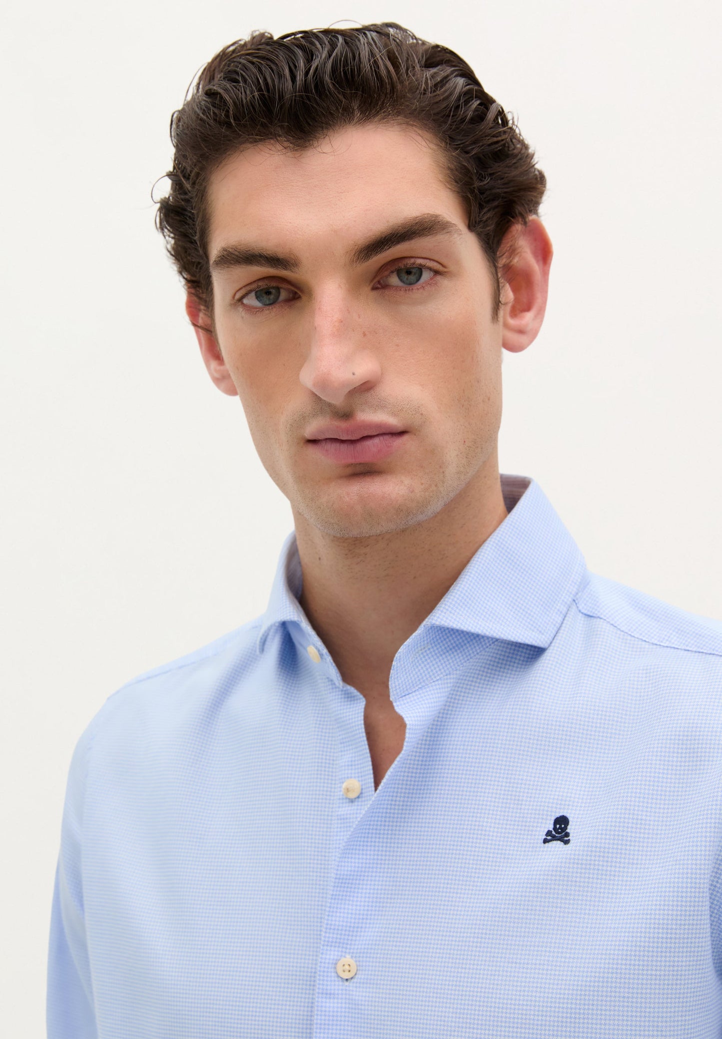 KLASSIEK GERUIT OVERHEMD