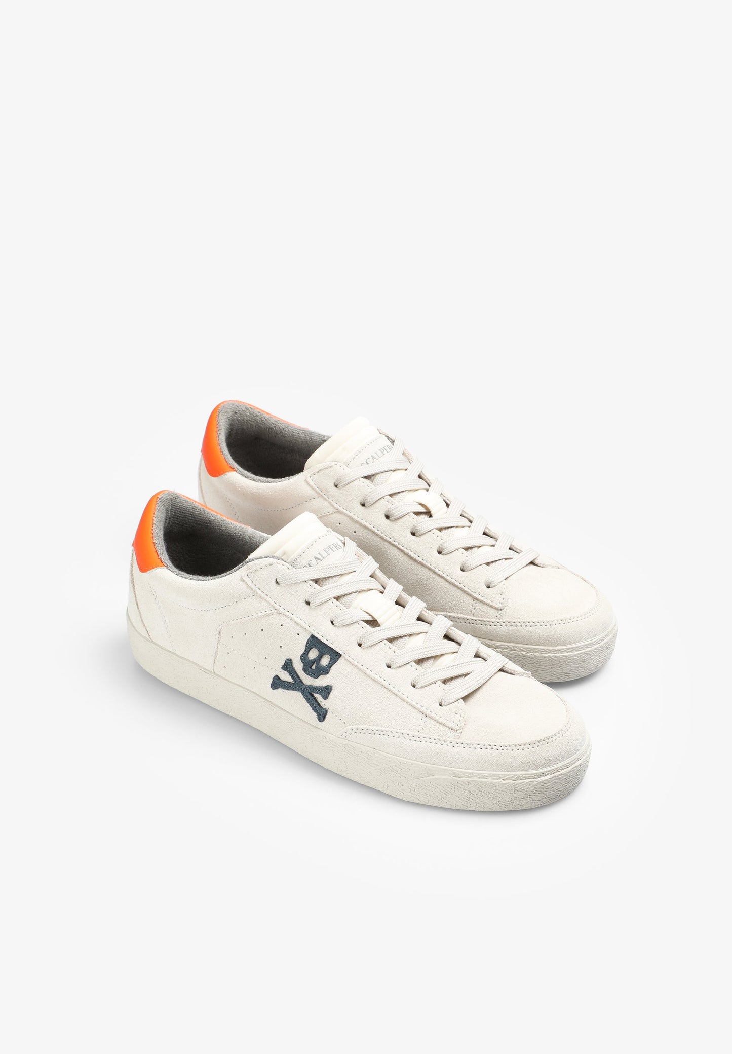 LAGE SNEAKERS DOODSHOOFD ZIJKANT