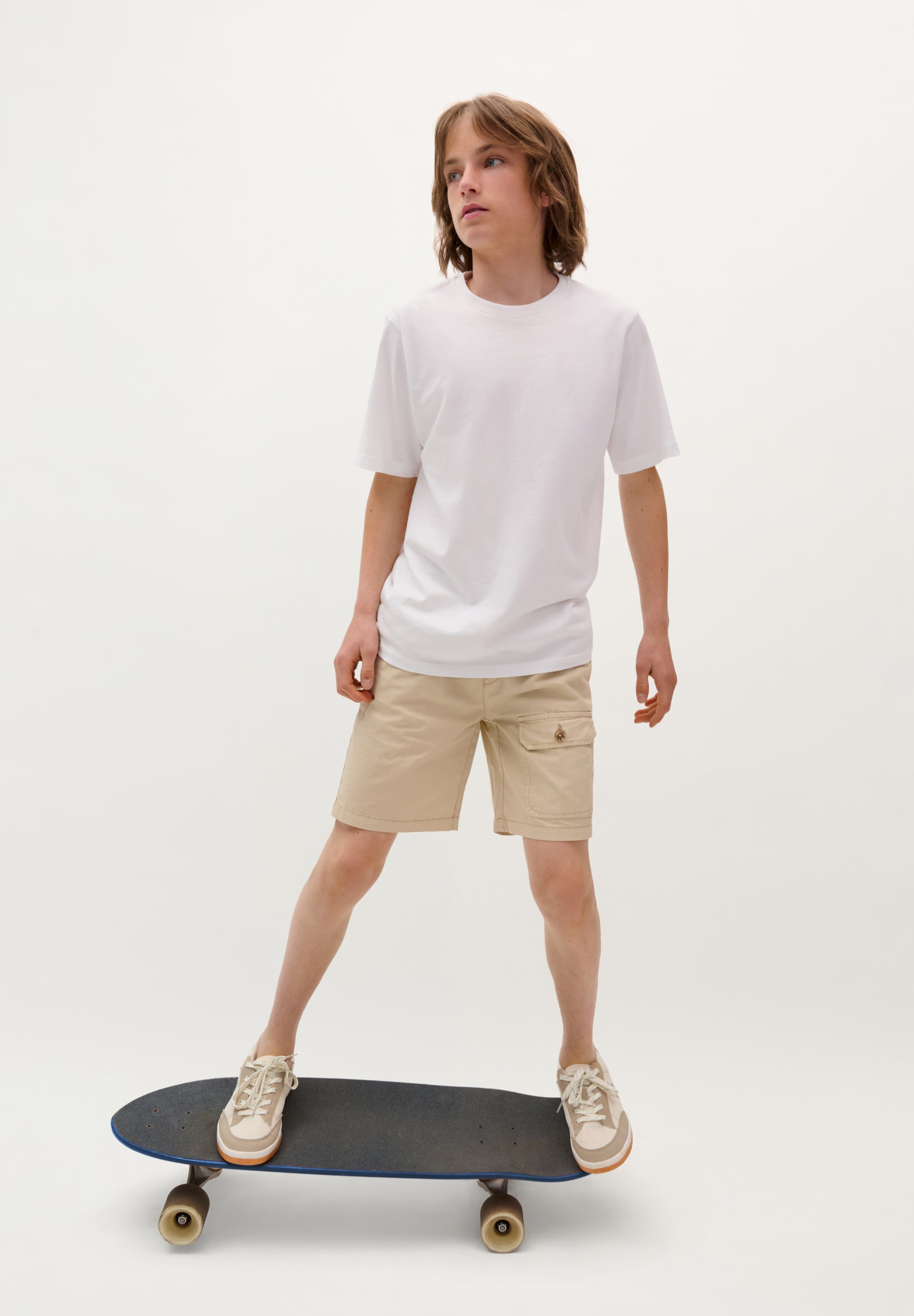 BERMUDA SHORTS WITH FRONT POCKET