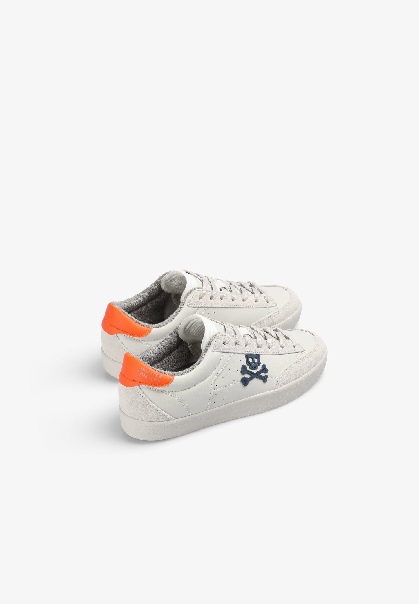 LAGE SNEAKERS DOODSHOOFD ZIJKANT