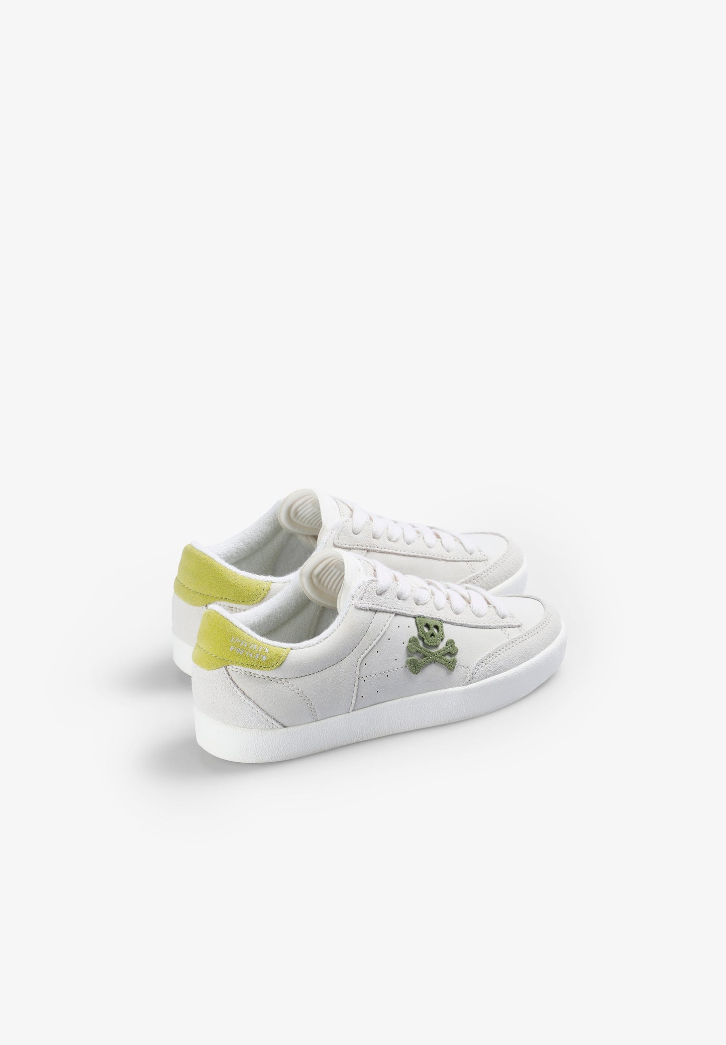 LAGE SNEAKERS DOODSHOOFD ZIJKANT