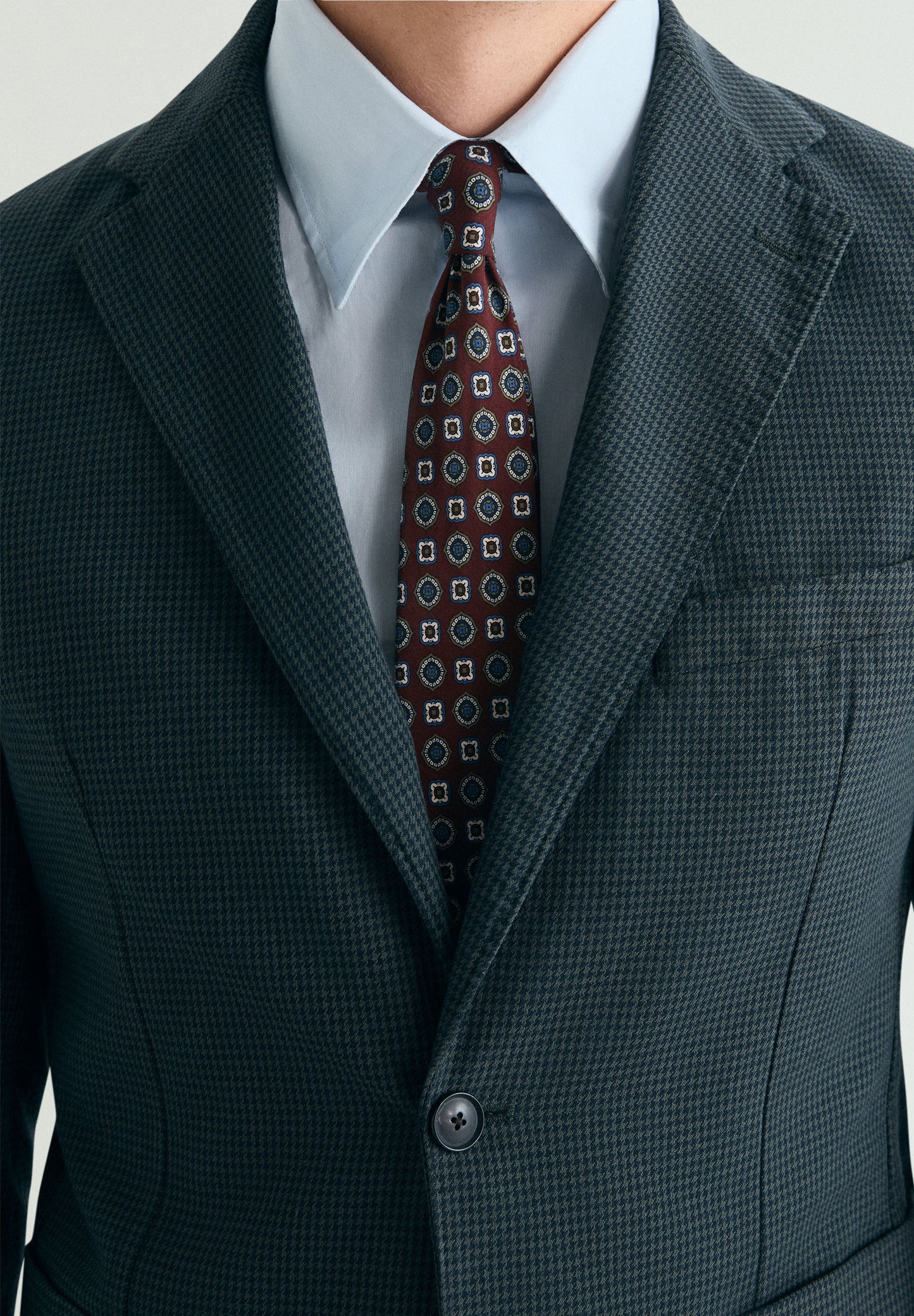 STRAKKE BLAZER MET ZAKKEN
