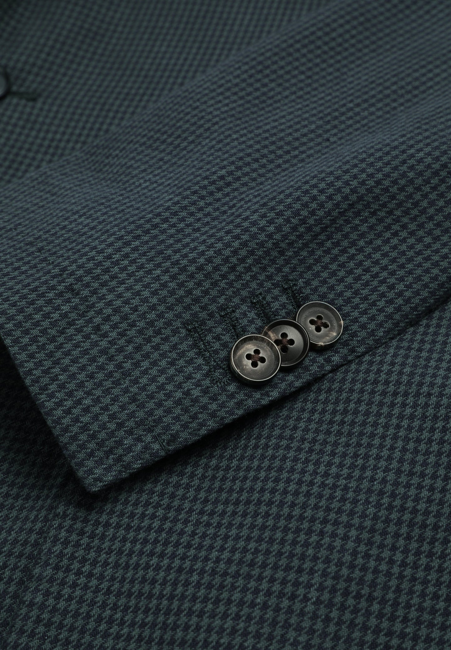 STRAKKE BLAZER MET ZAKKEN