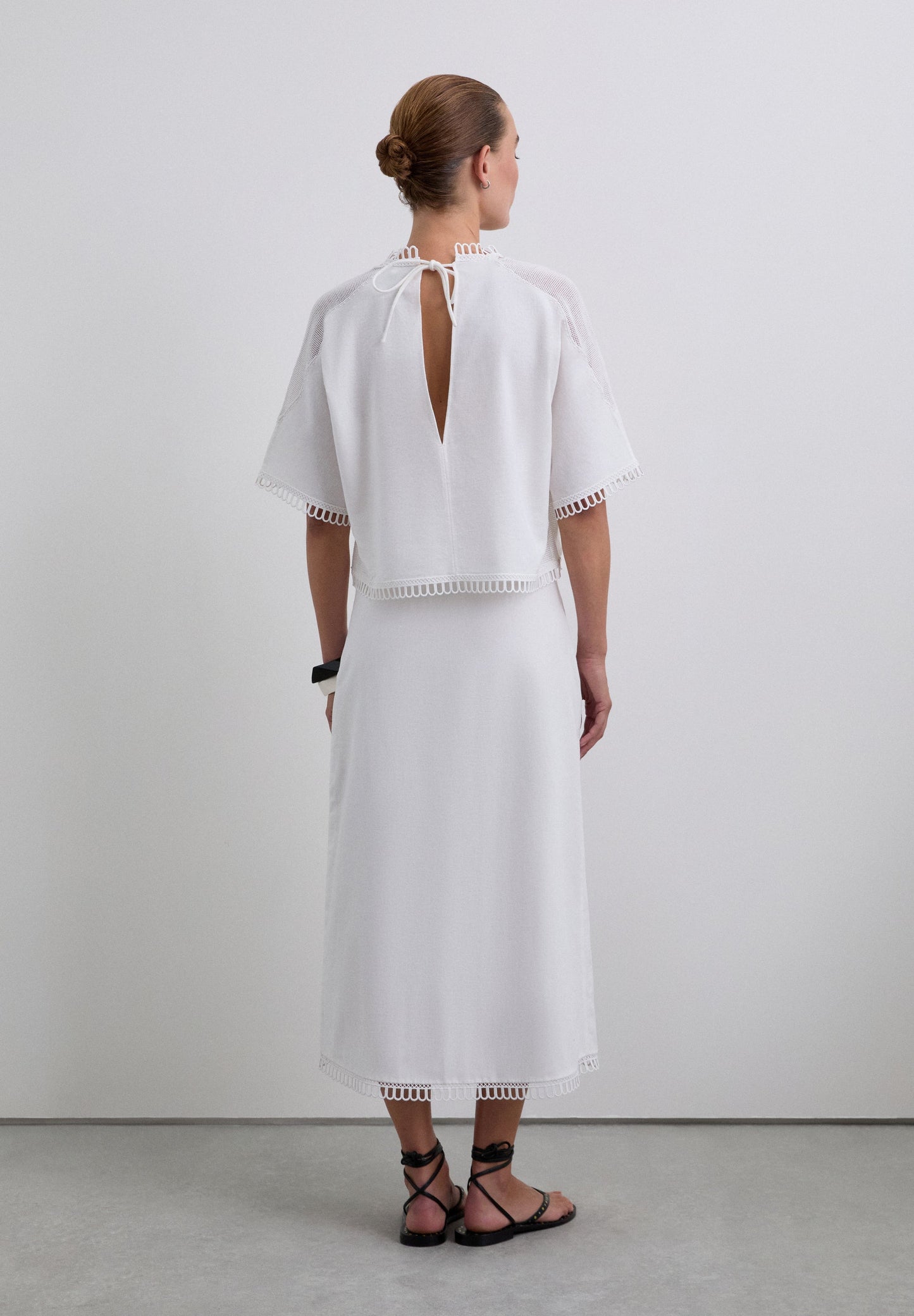 SARONG SKIRT WITH LACE DETAILS