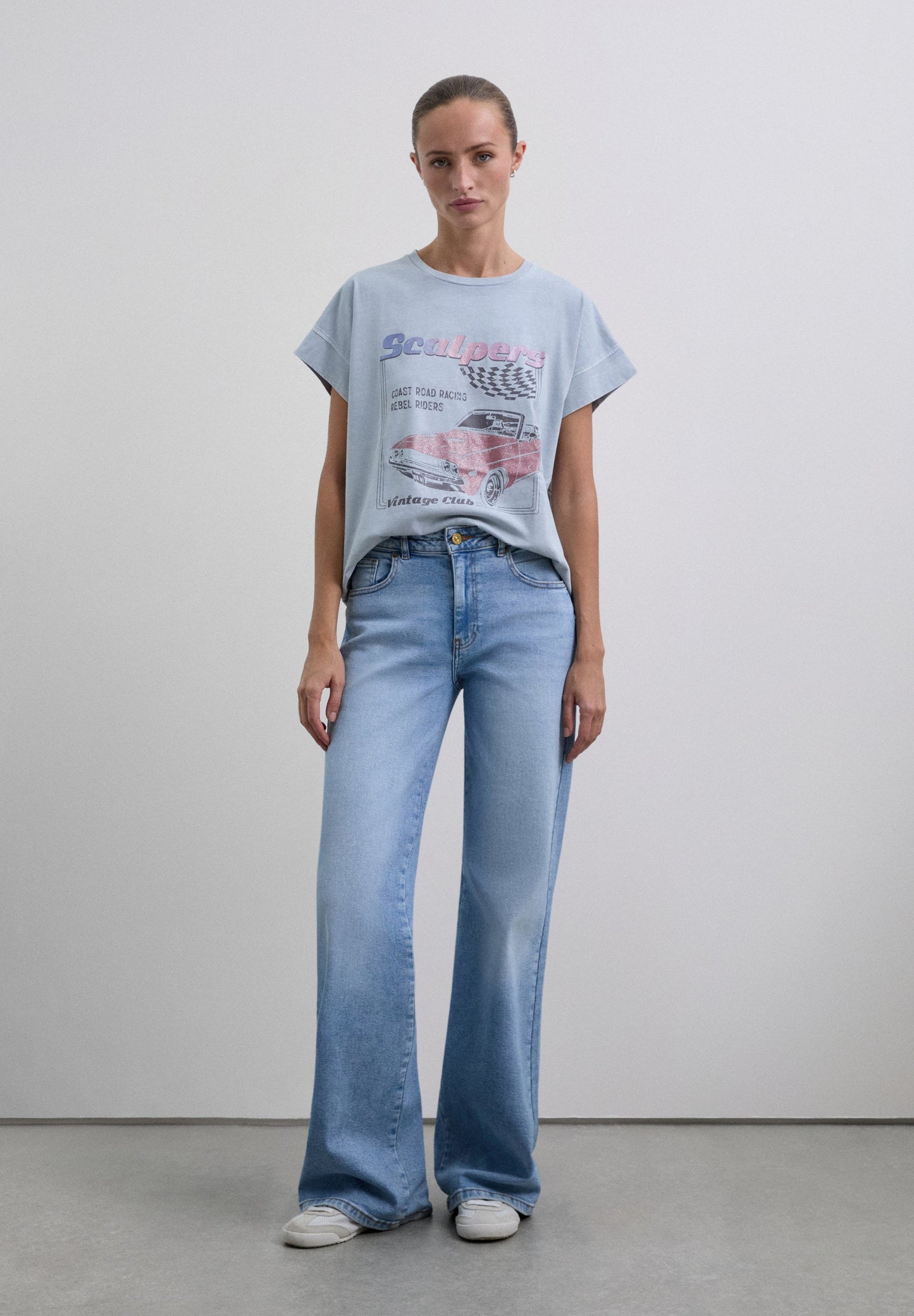 FADED T-SHIRT WITH CAR PRINT