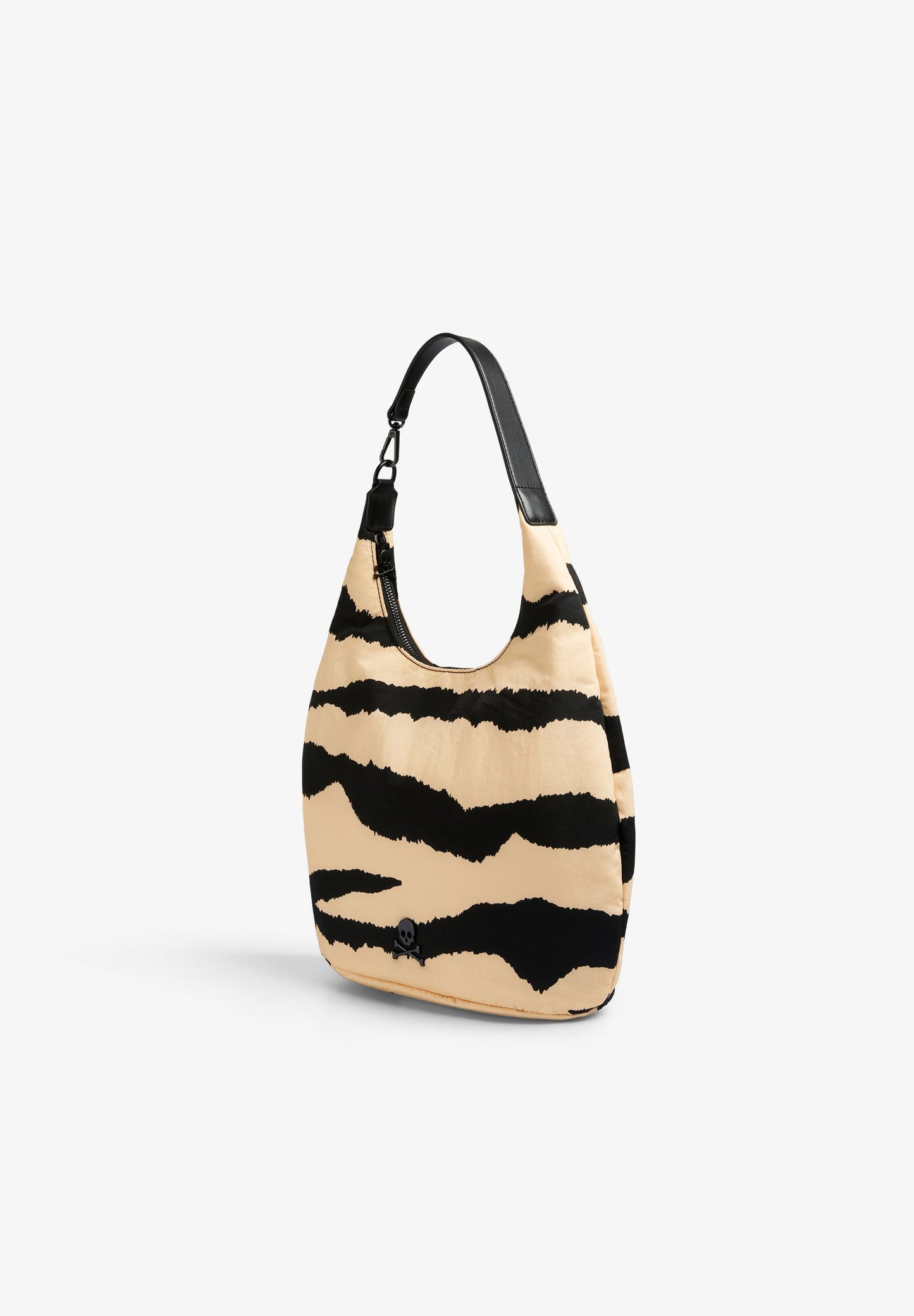 ANIMAL PRINT BUCKET BAG