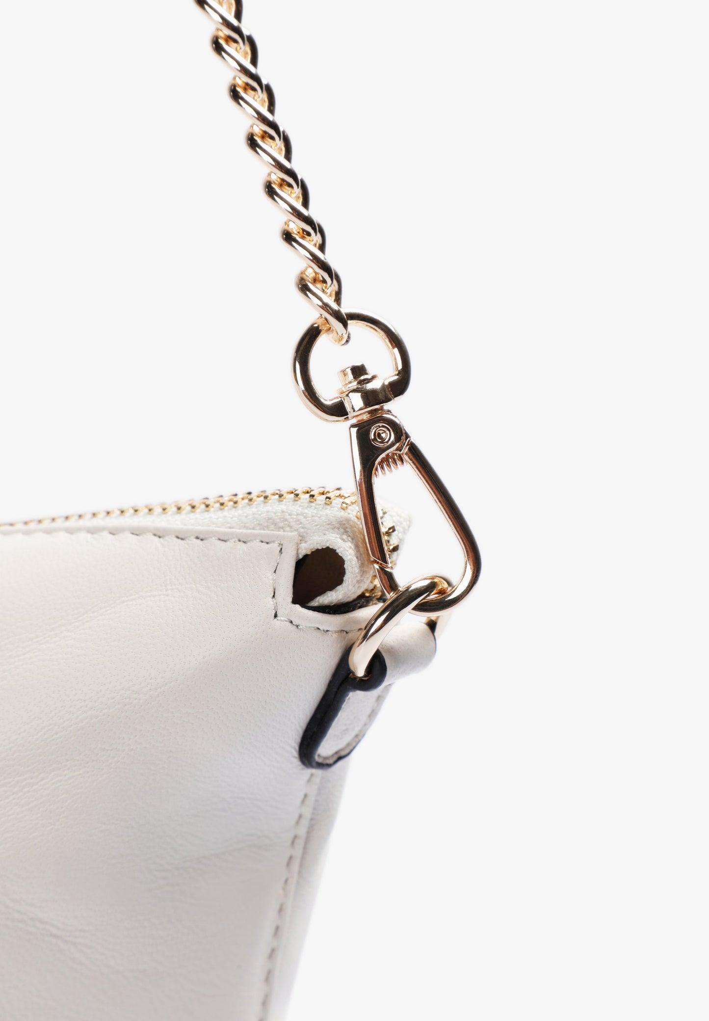 LEATHER BAG WITH CHAIN DETAIL