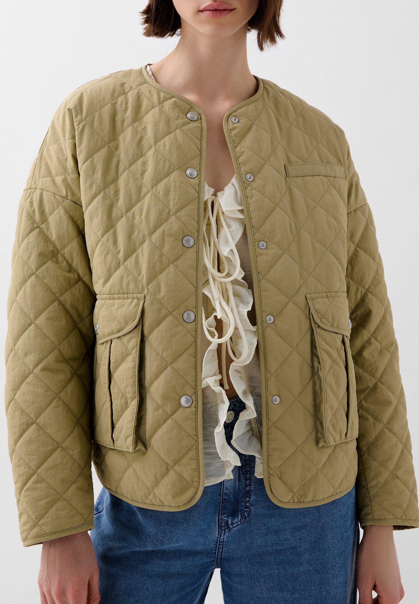 PUFFER JACKET WITH POCKETS