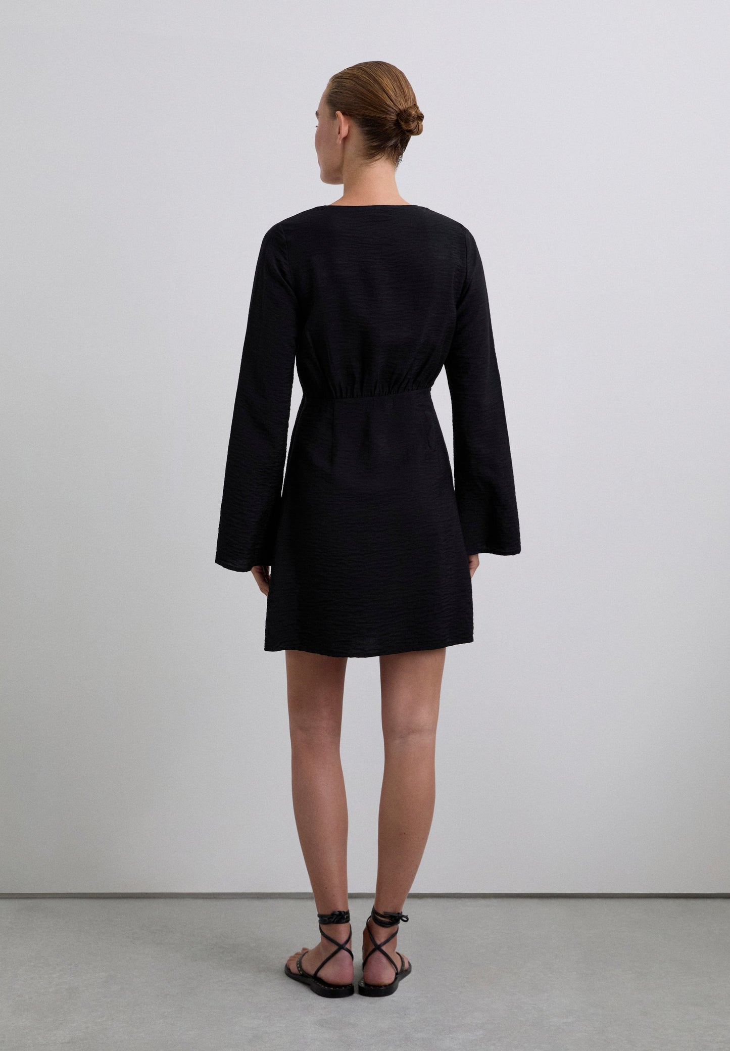 SC RAY KNOT SHORT DRESS