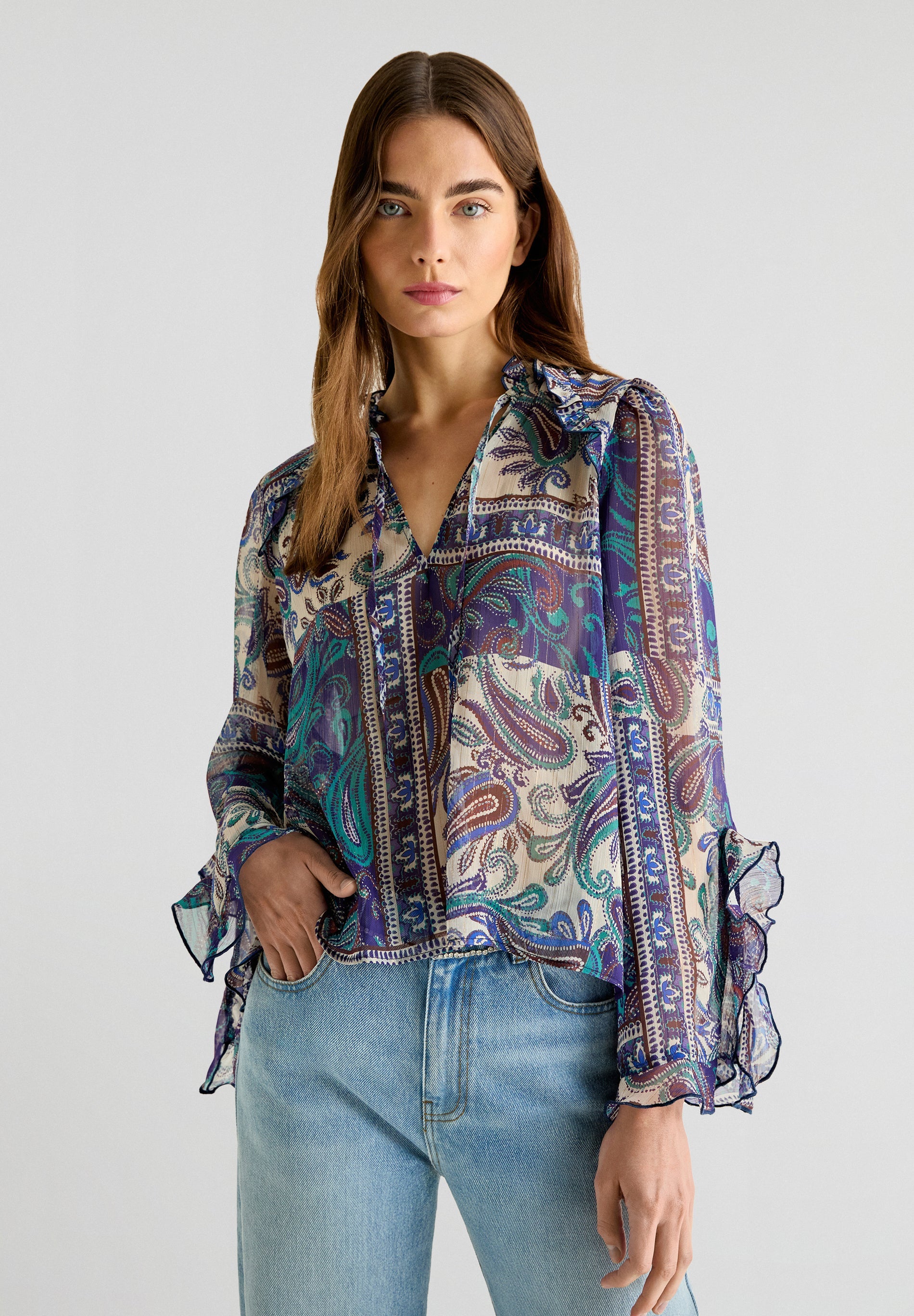 SEMITRANSPARANTE BLOUSE PAISLEY