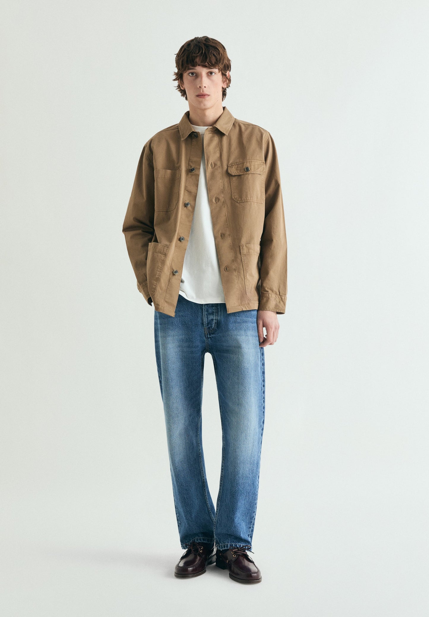 CROPPED FIT JEANS