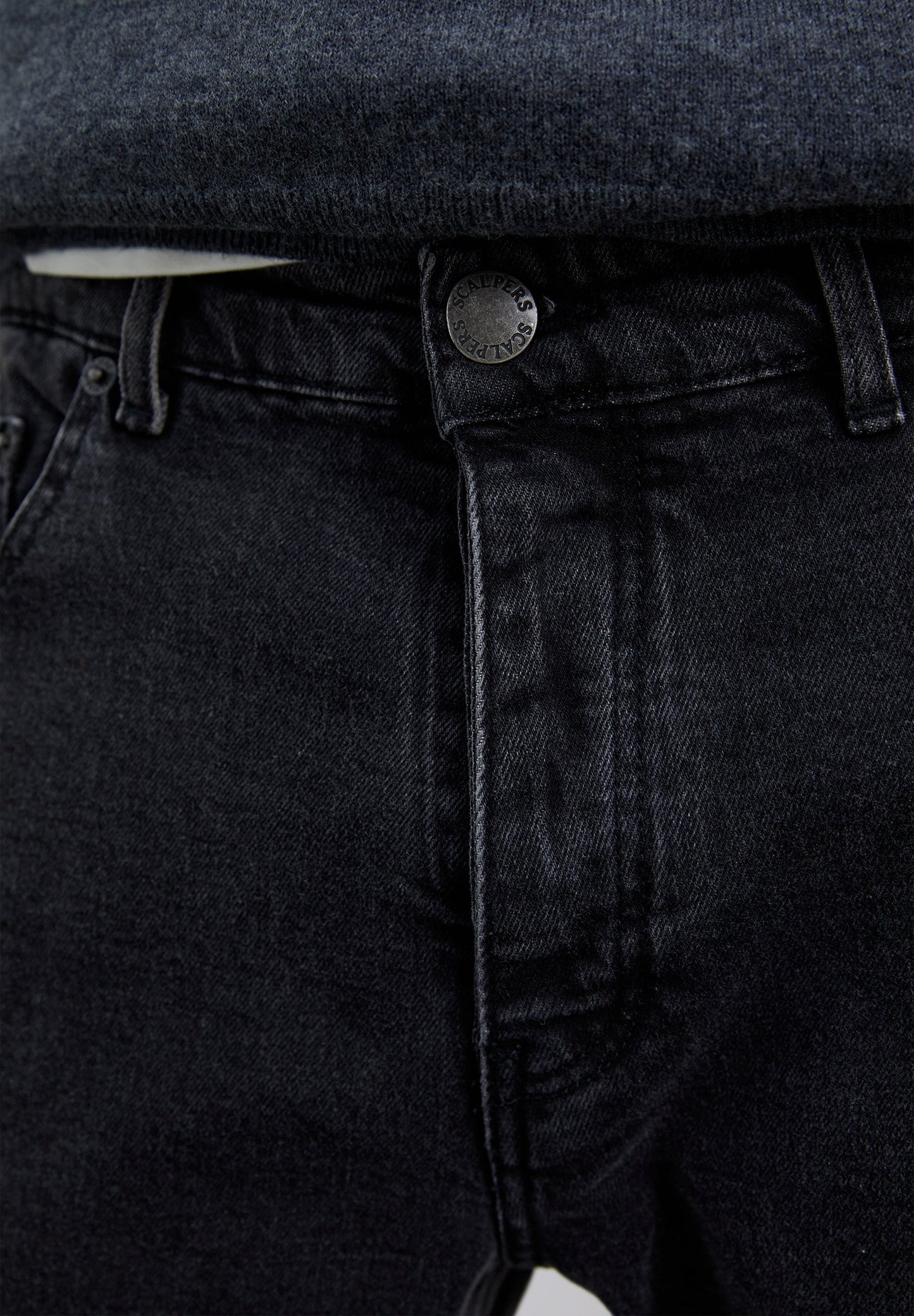 SLIM FIT JEANS