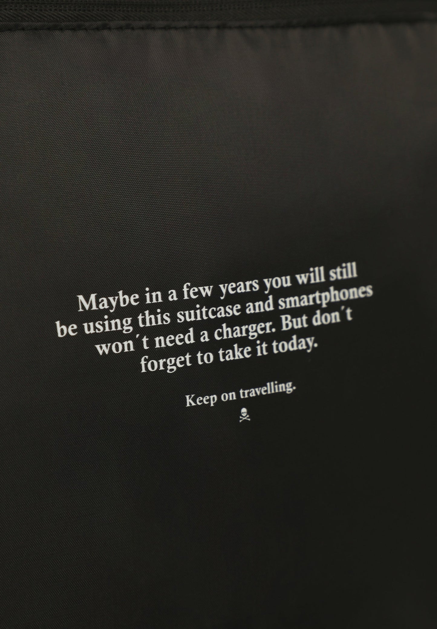 TRAVEL BACKPACK WITH WHEELS