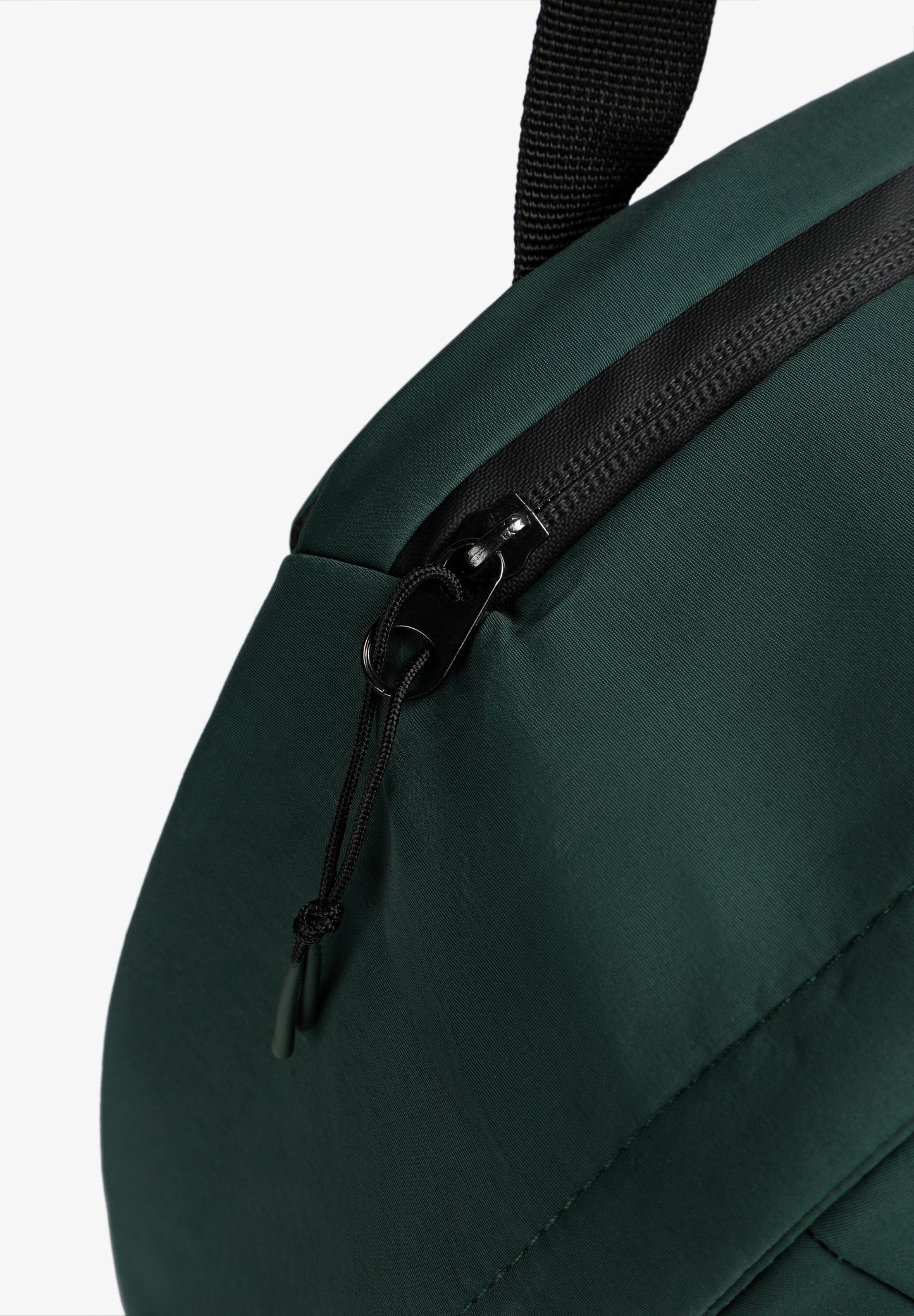 TECHNICAL BACKPACK TONAL LOGO