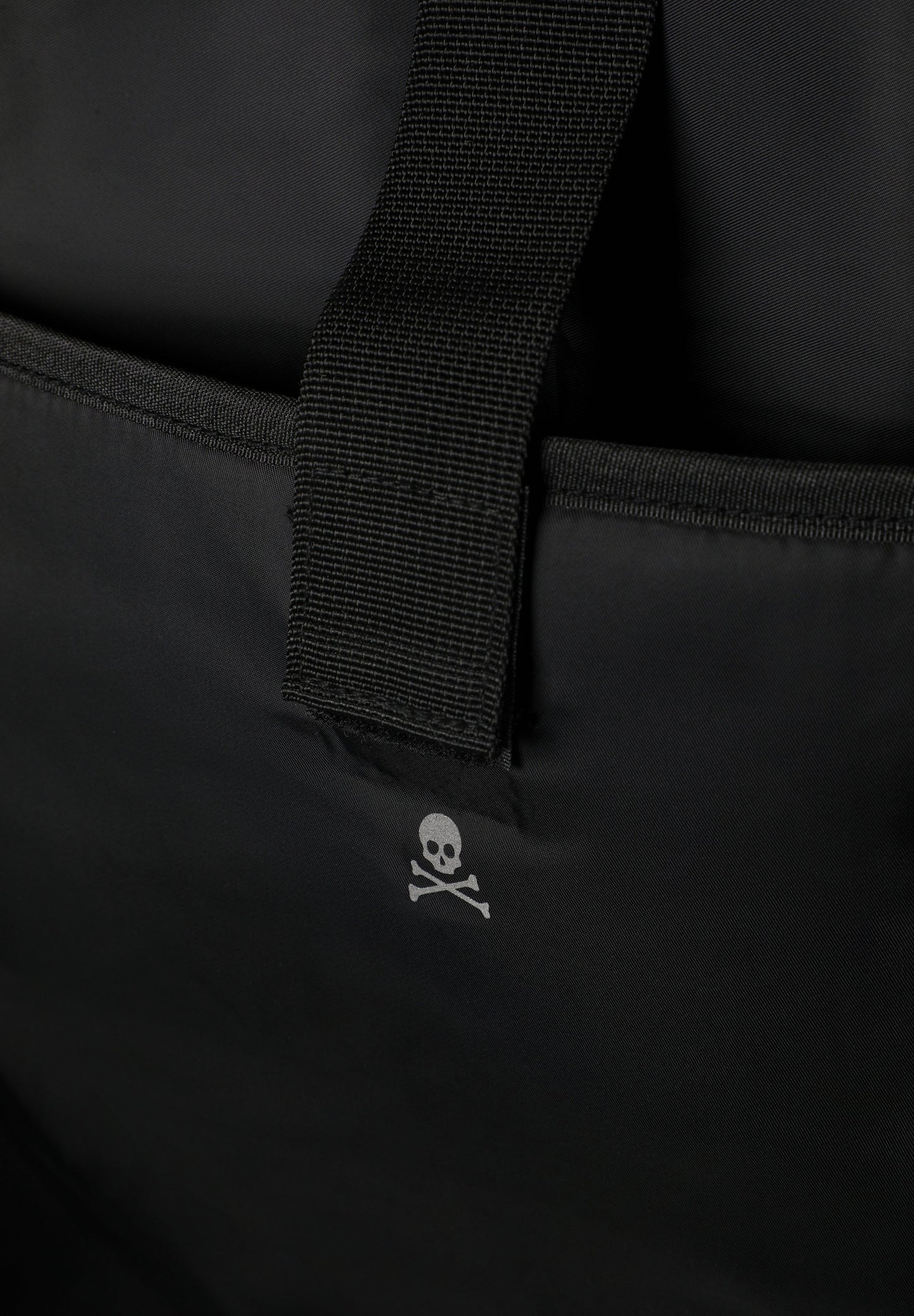 TECHNICAL BACKPACK TONAL LOGO