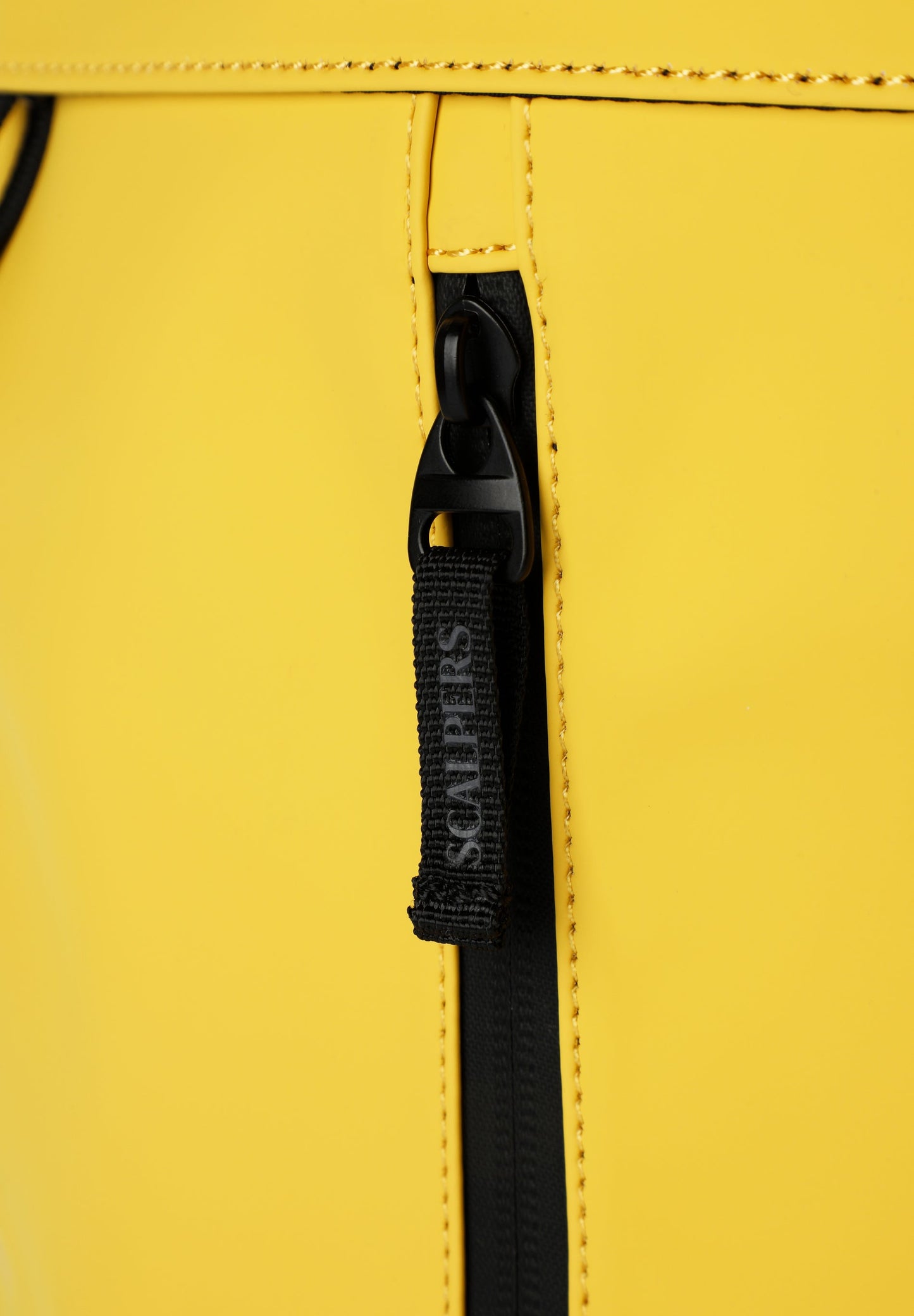 TECHNICAL BACKPACK WITH SKULL